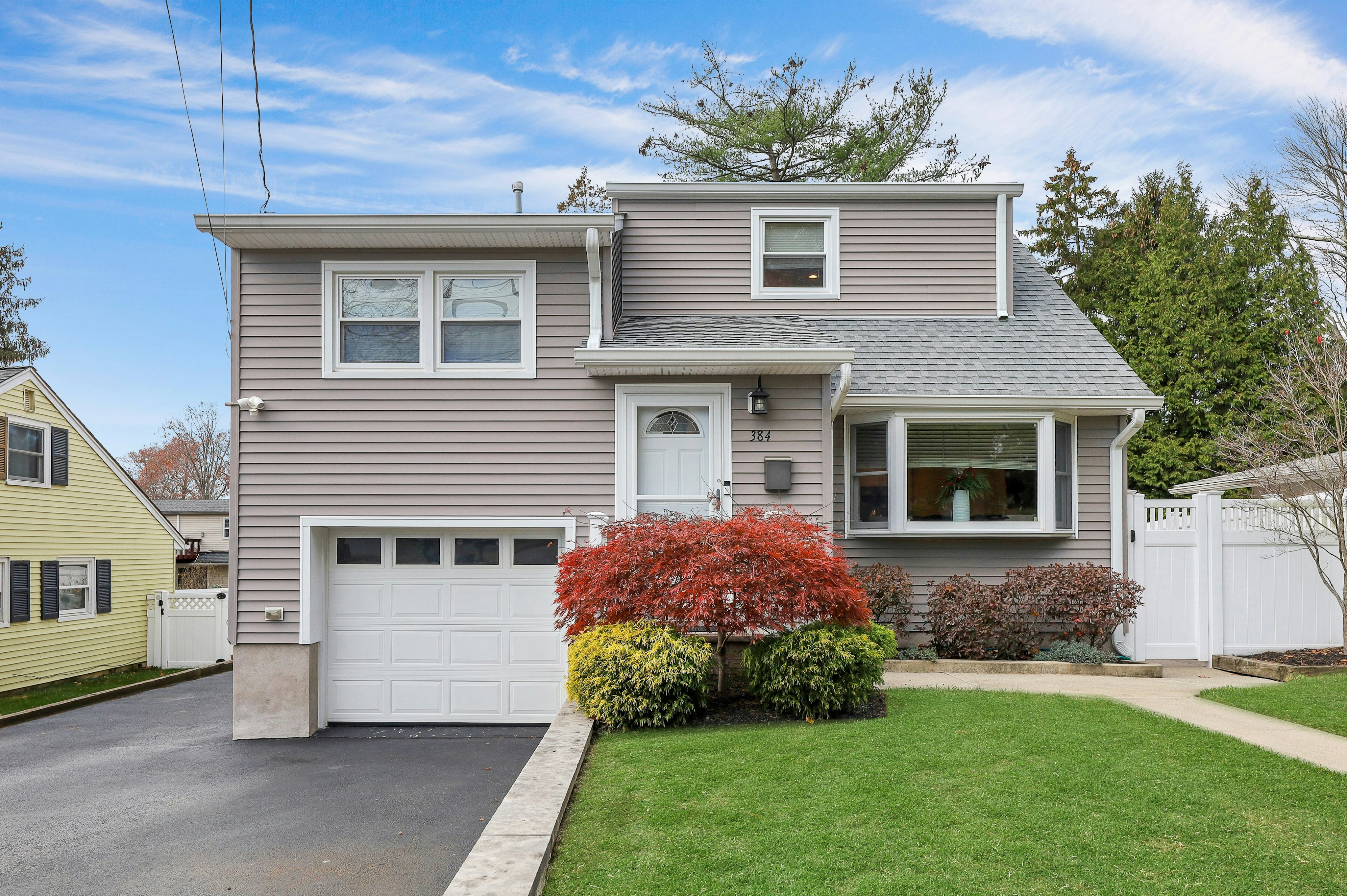 384 Mountain Avenue 