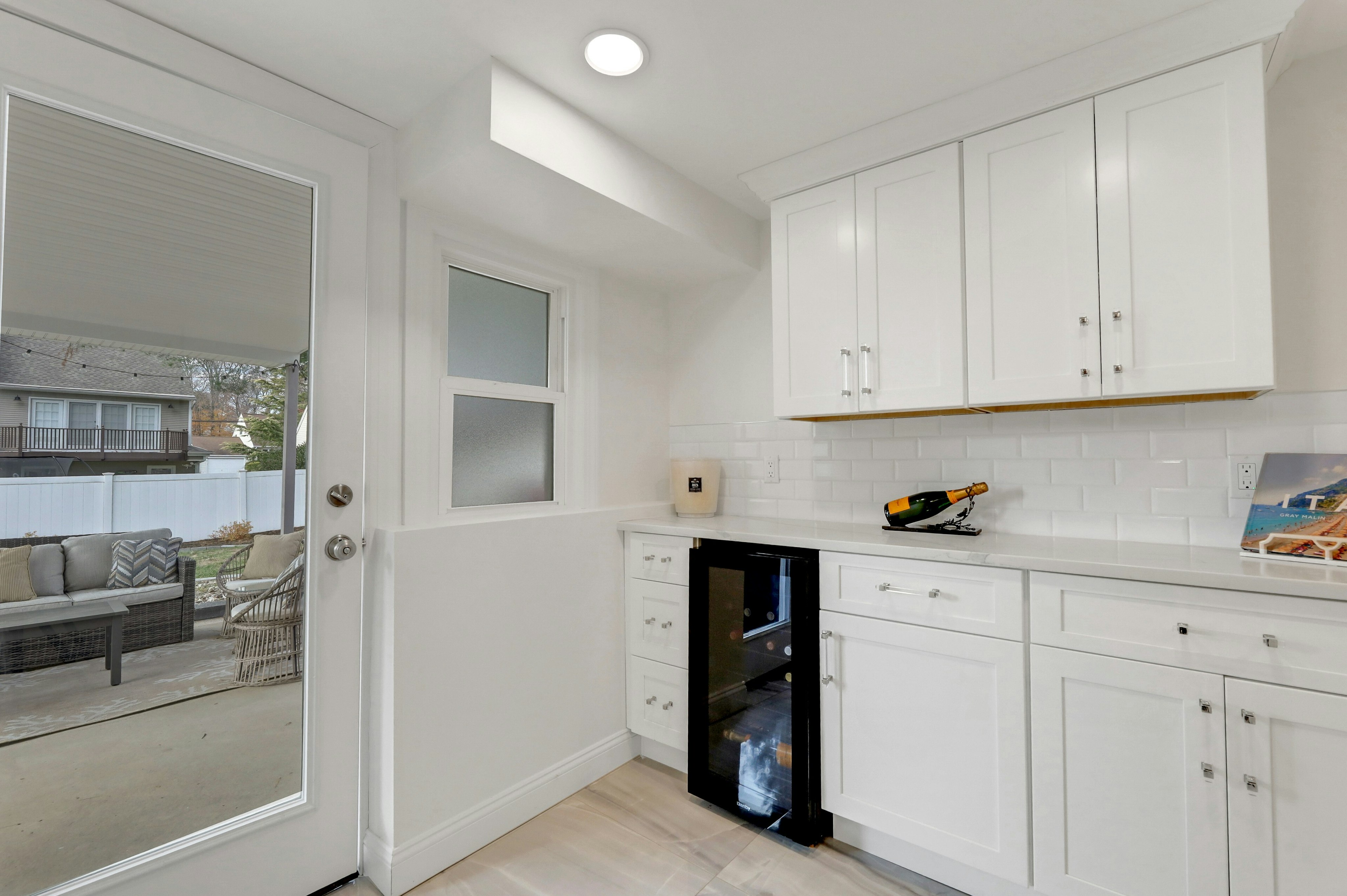 384 Mountain Avenue 