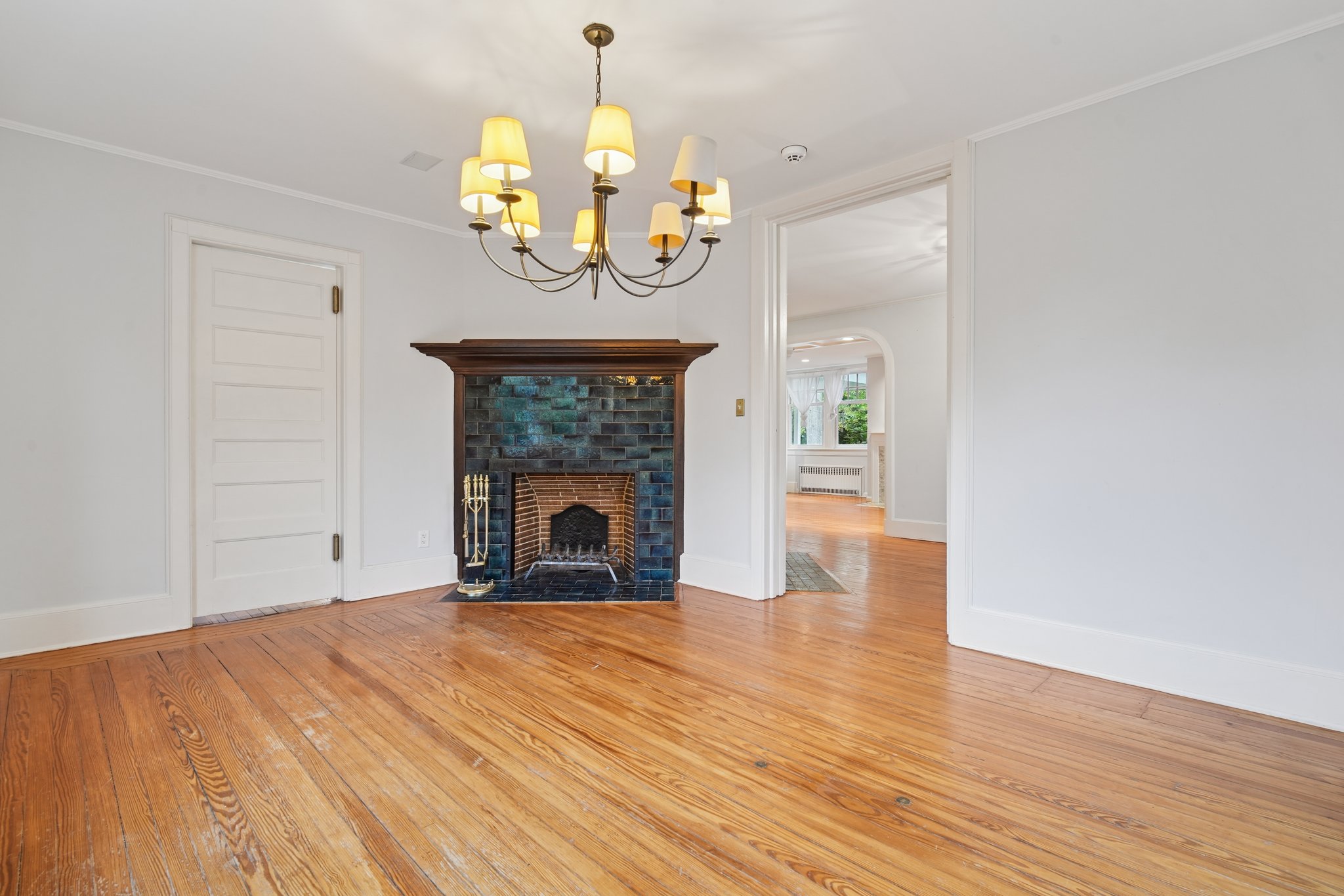 390 Harland Avenue 