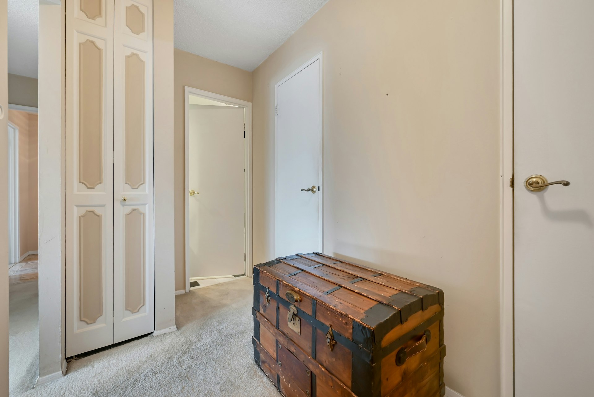 300 Winston Drive Unit# C2711