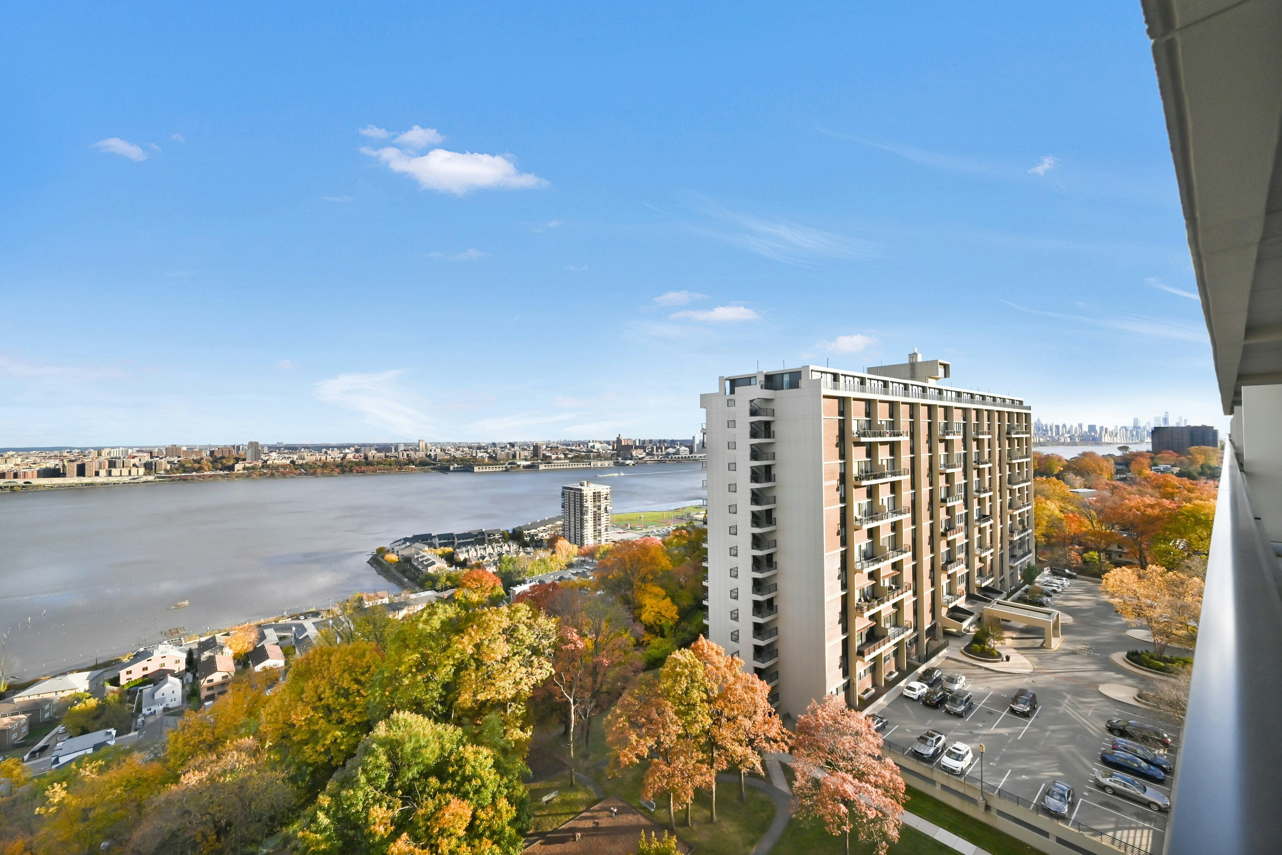 2 Horizon Road #1418 