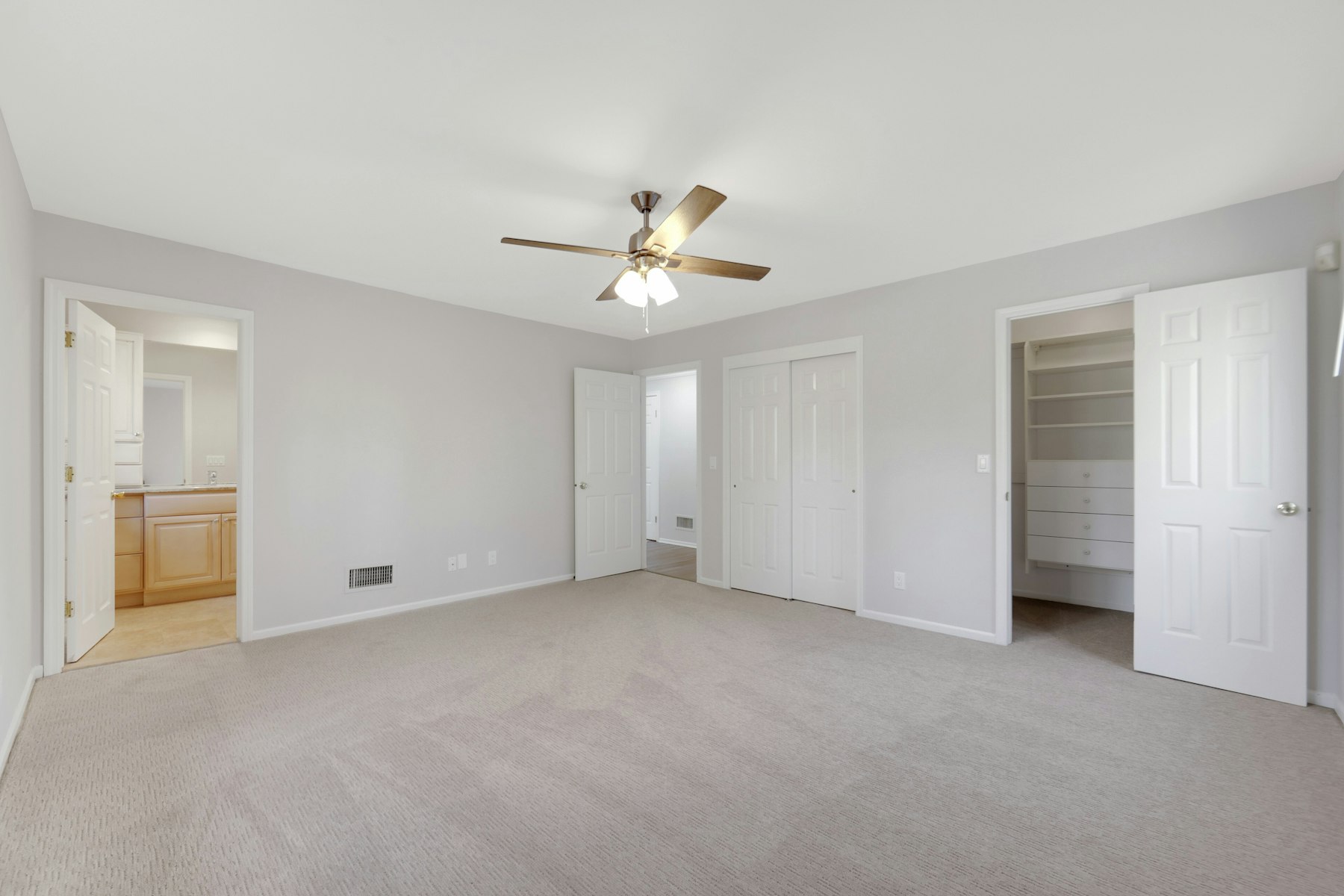 18 Peach Hill Court 
