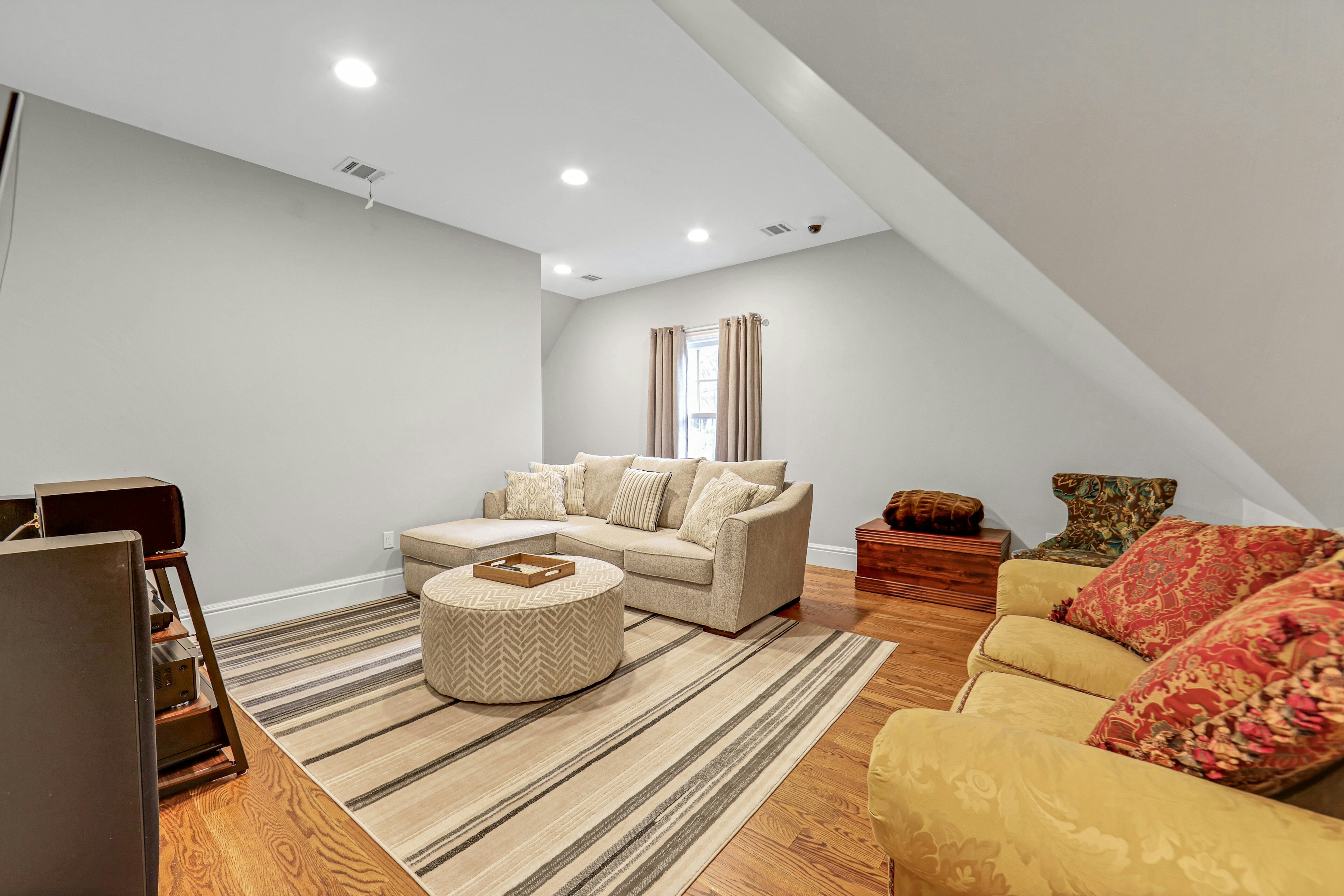 278 Crest Place 