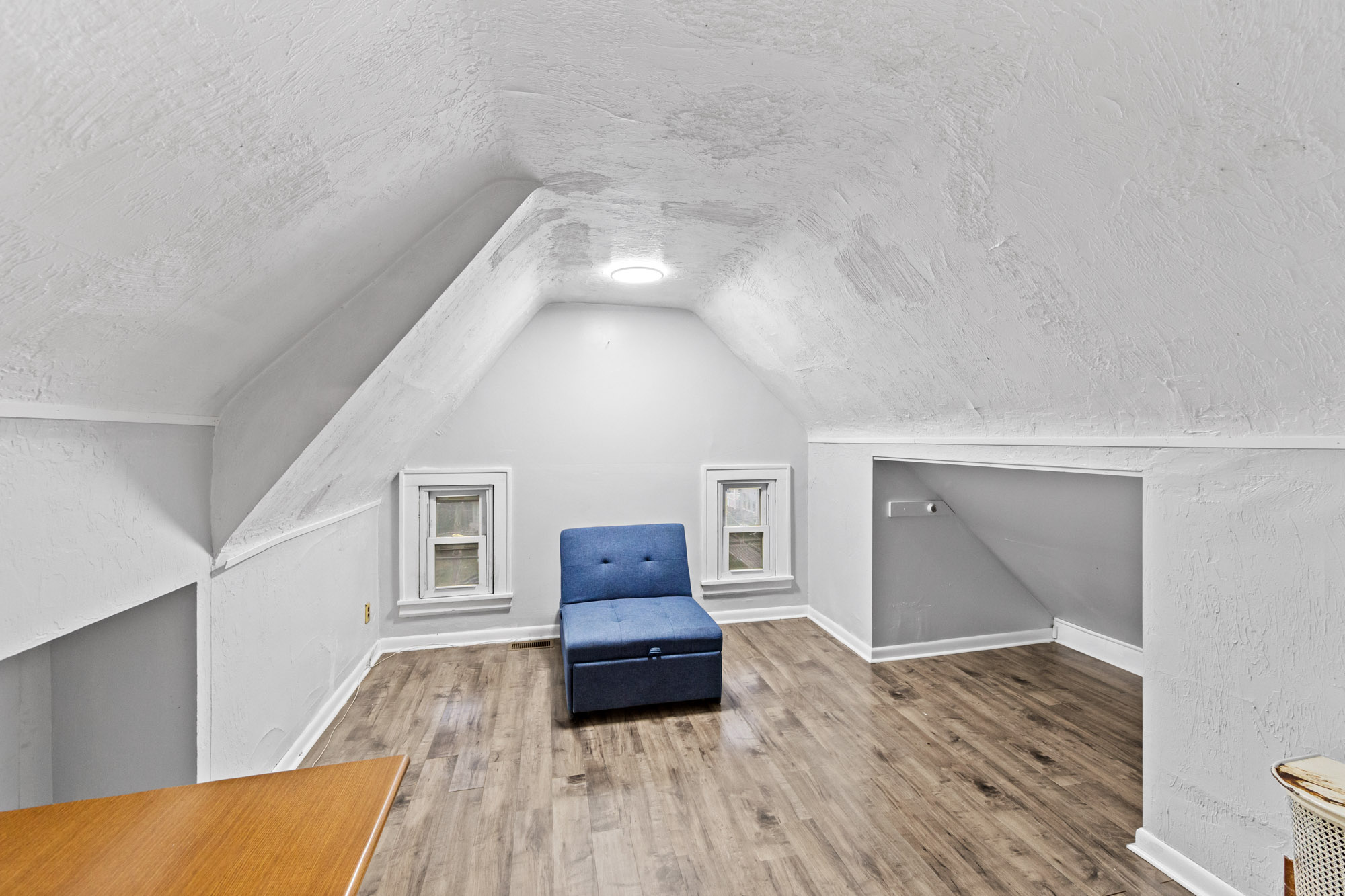 23 Grand Unit# 2nd Floor