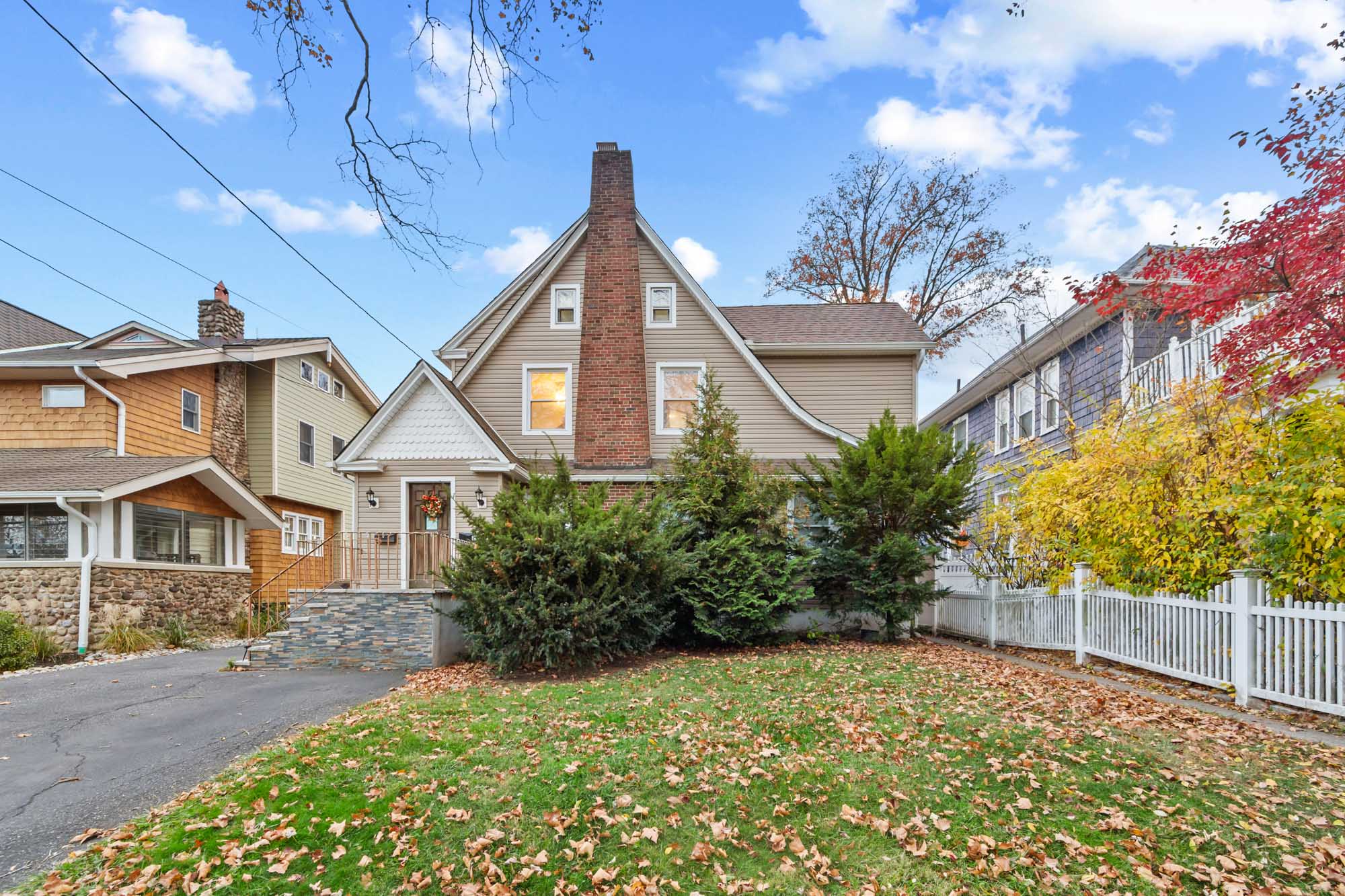 23 Grand Unit# 2nd Floor