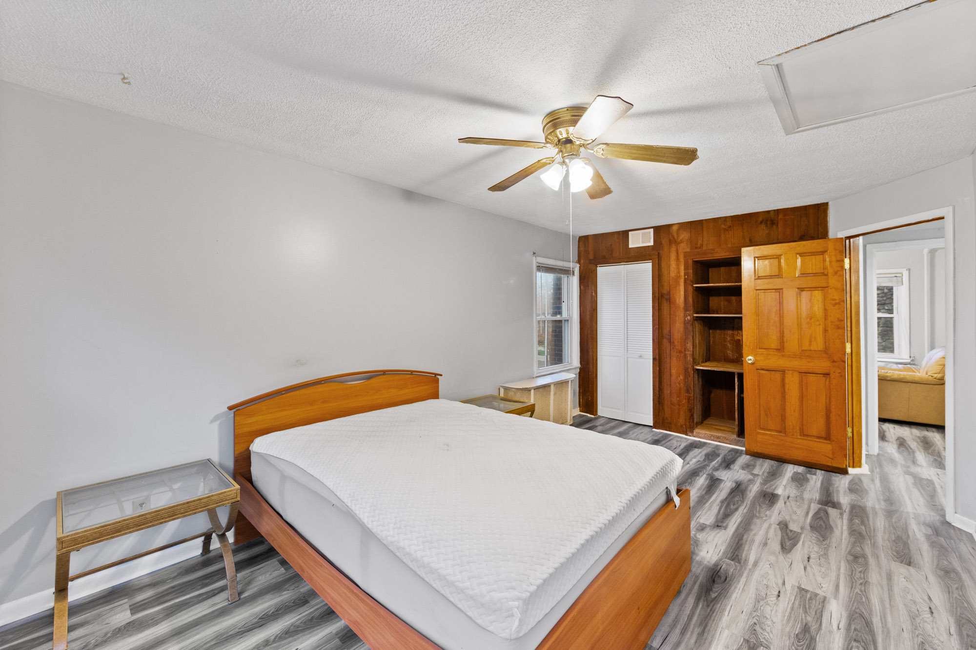 23 Grand Unit# 2nd Floor