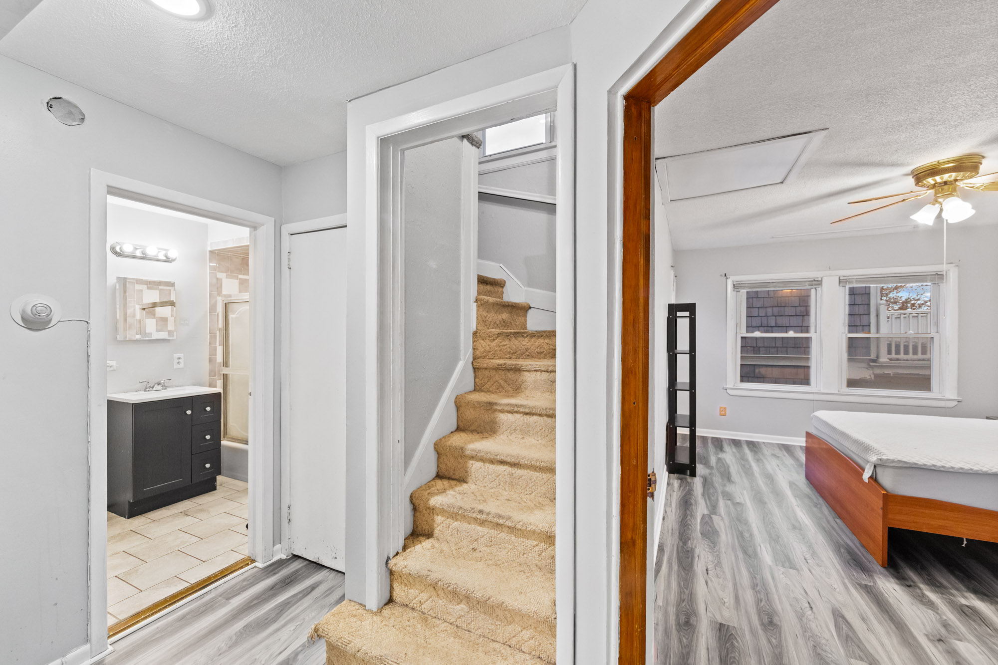 23 Grand Unit# 2nd Floor