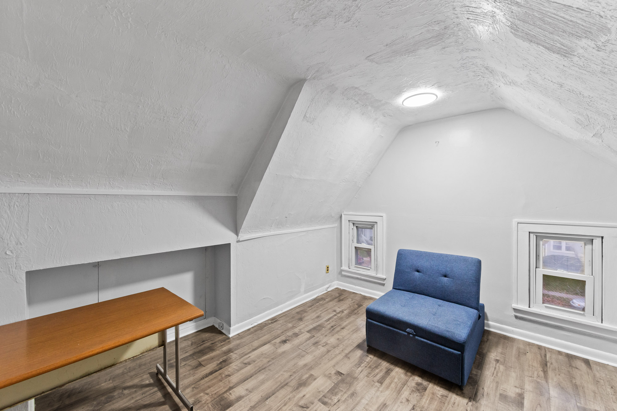 23 Grand Unit# 2nd Floor