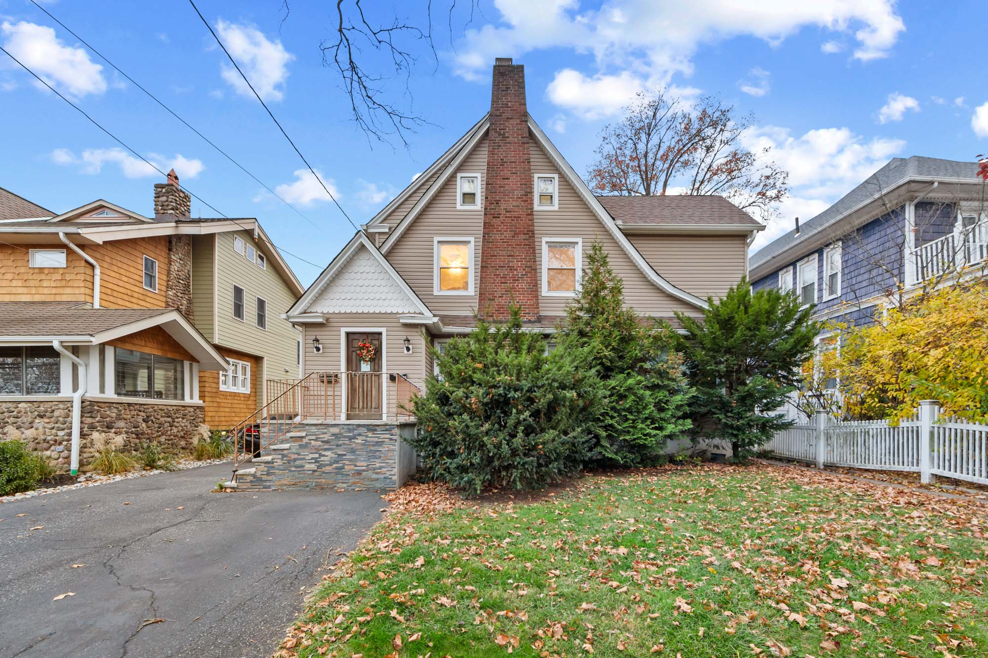 23 Grand Unit# 2nd Floor