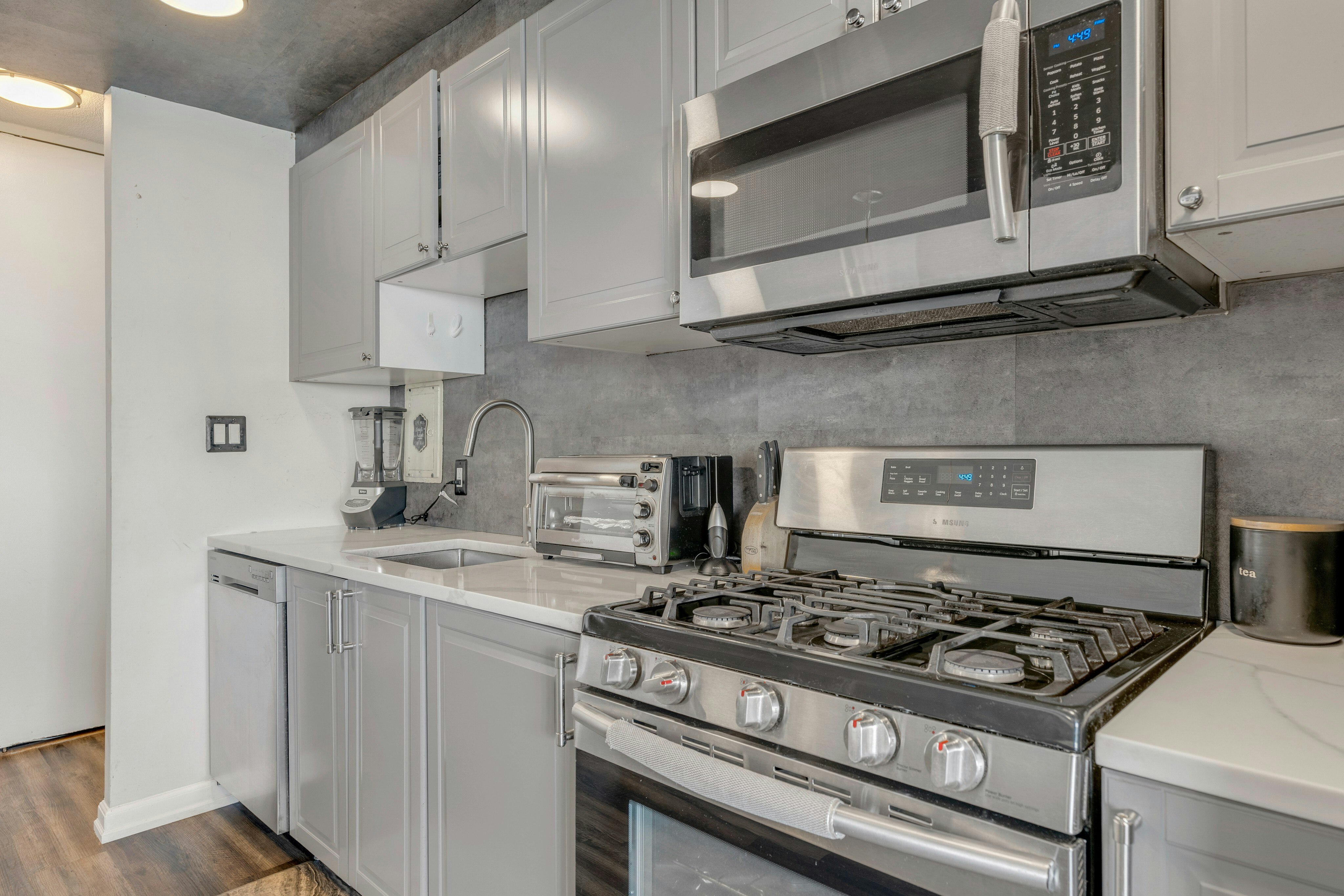 6 Horizon Road Unit# 411