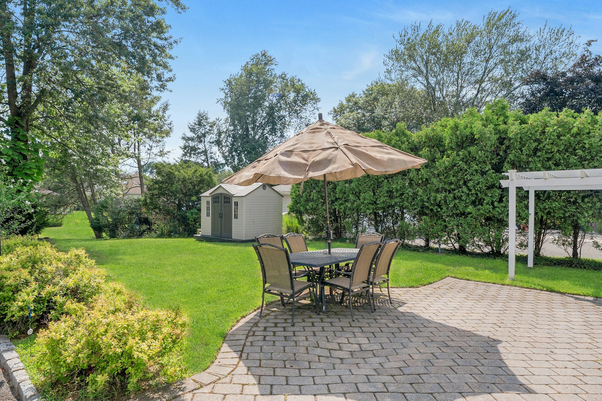 232 W Midland Avenue