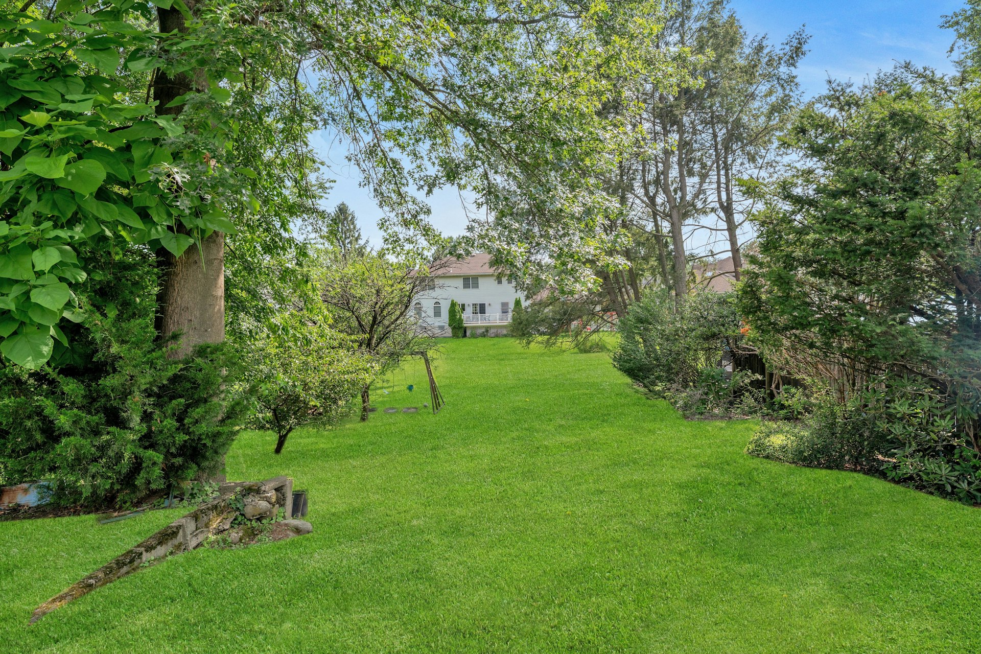 232 W Midland Avenue