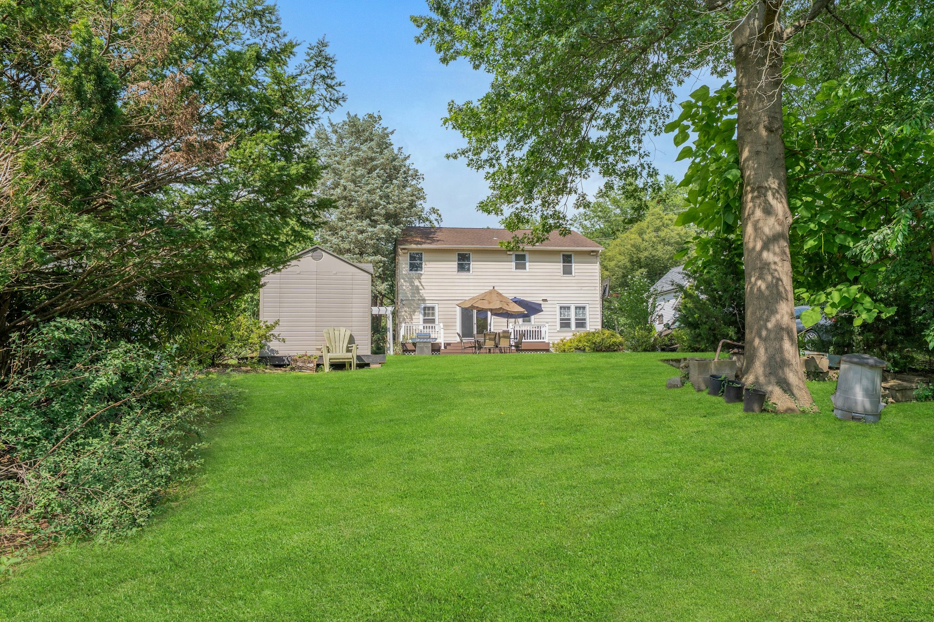 232 W Midland Avenue