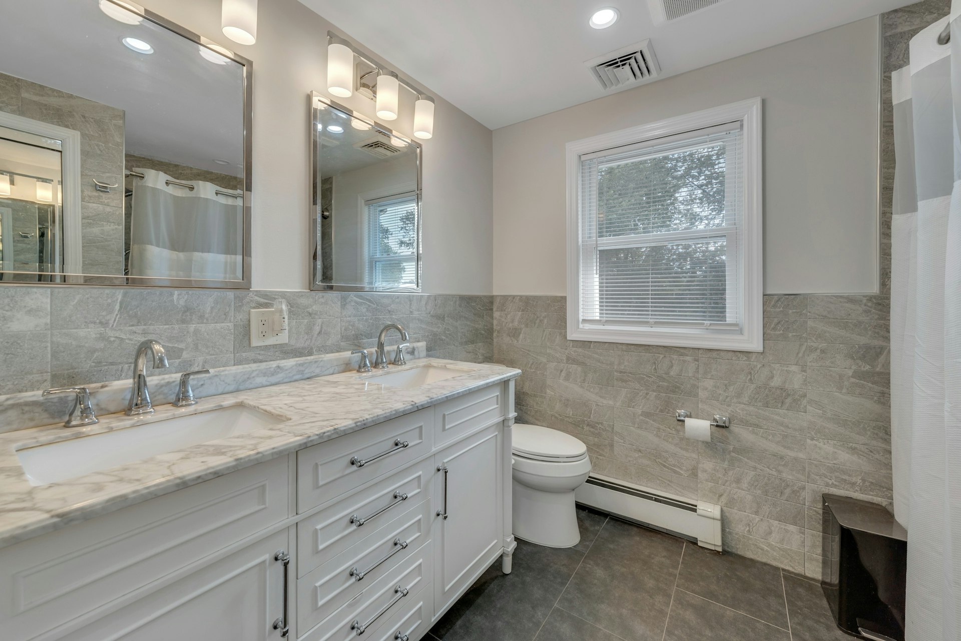 232 W Midland Avenue