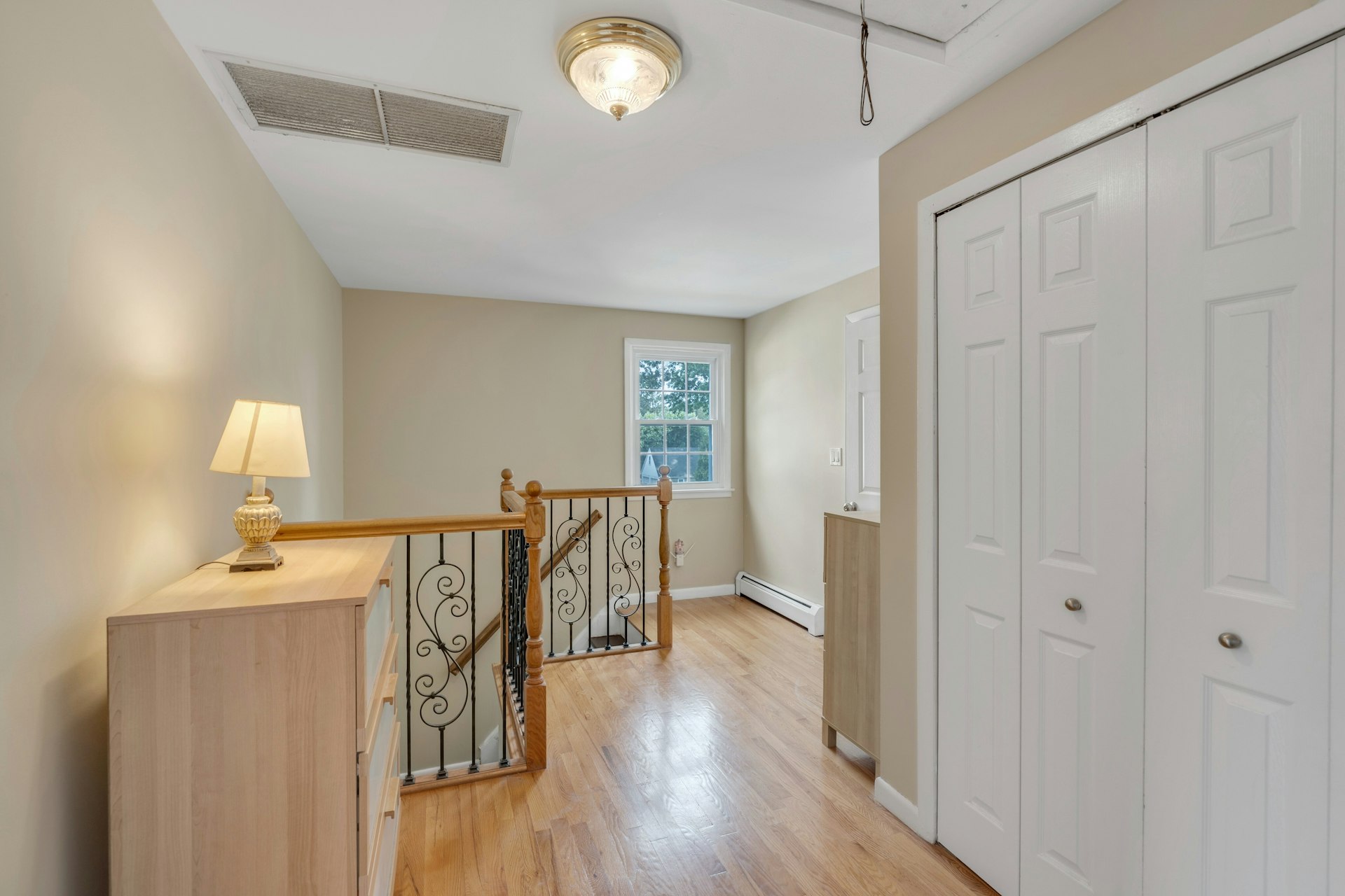 232 W Midland Avenue