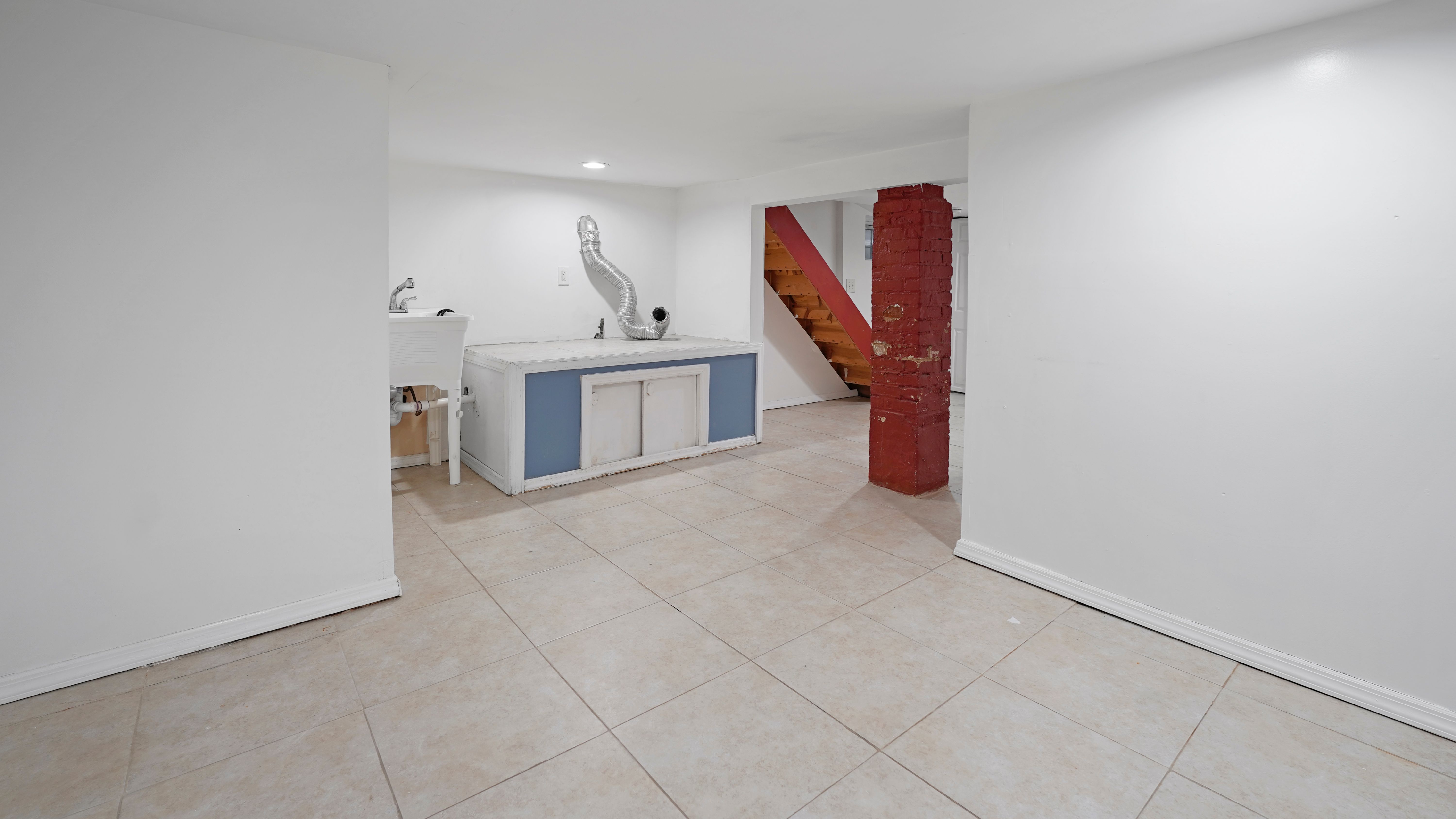 25 College Place 