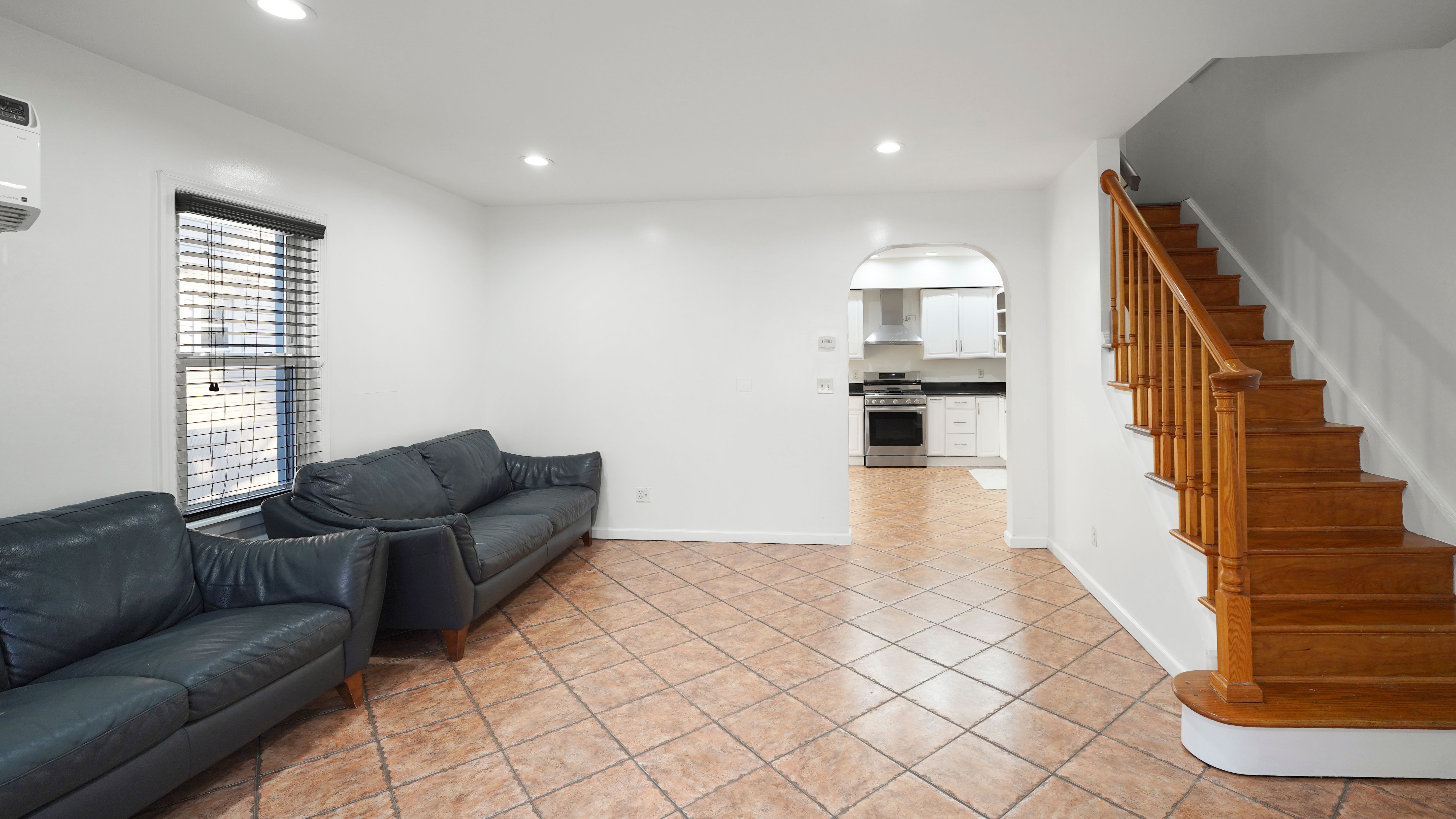 25 College Place 