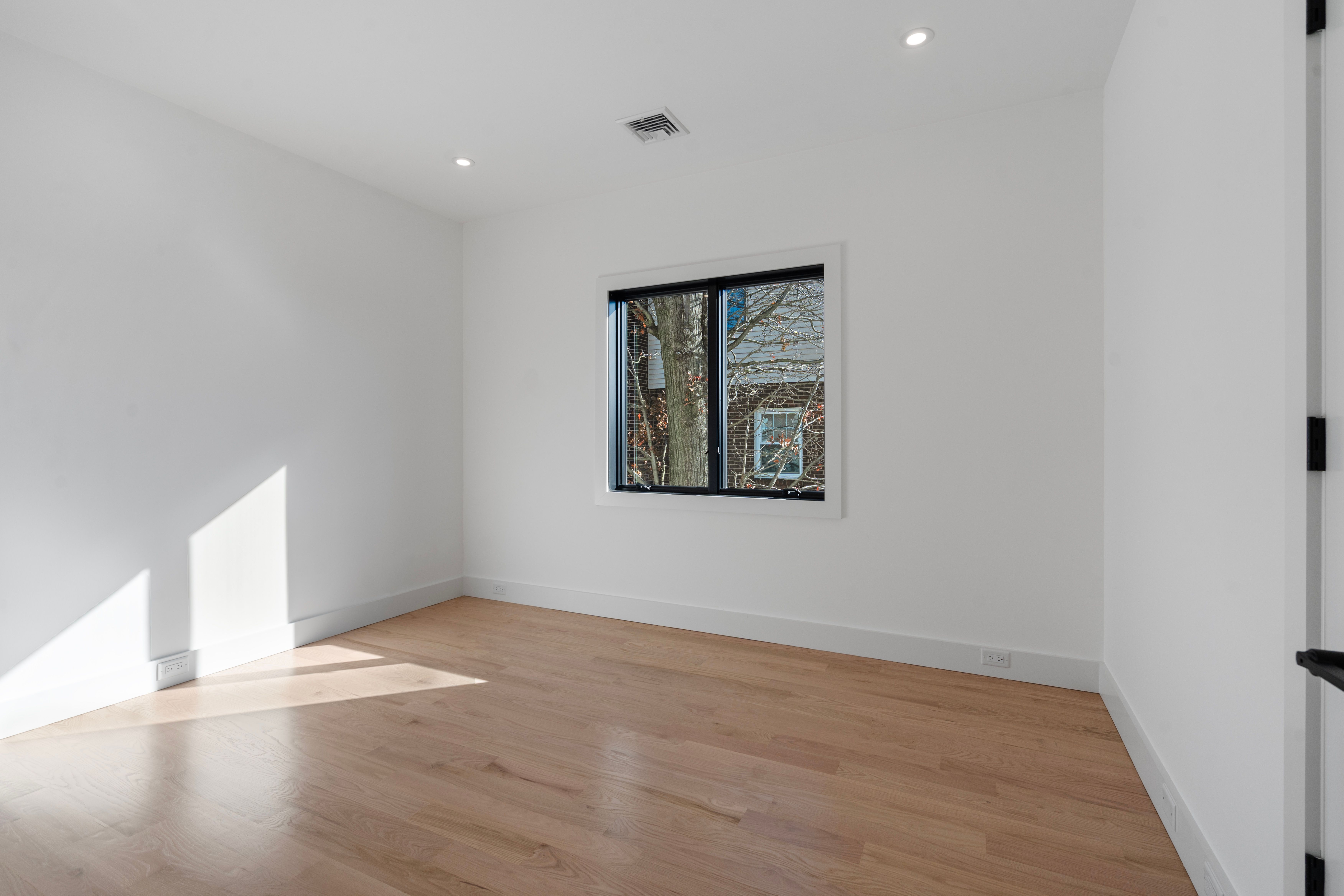 460 Greenmount Avenue 