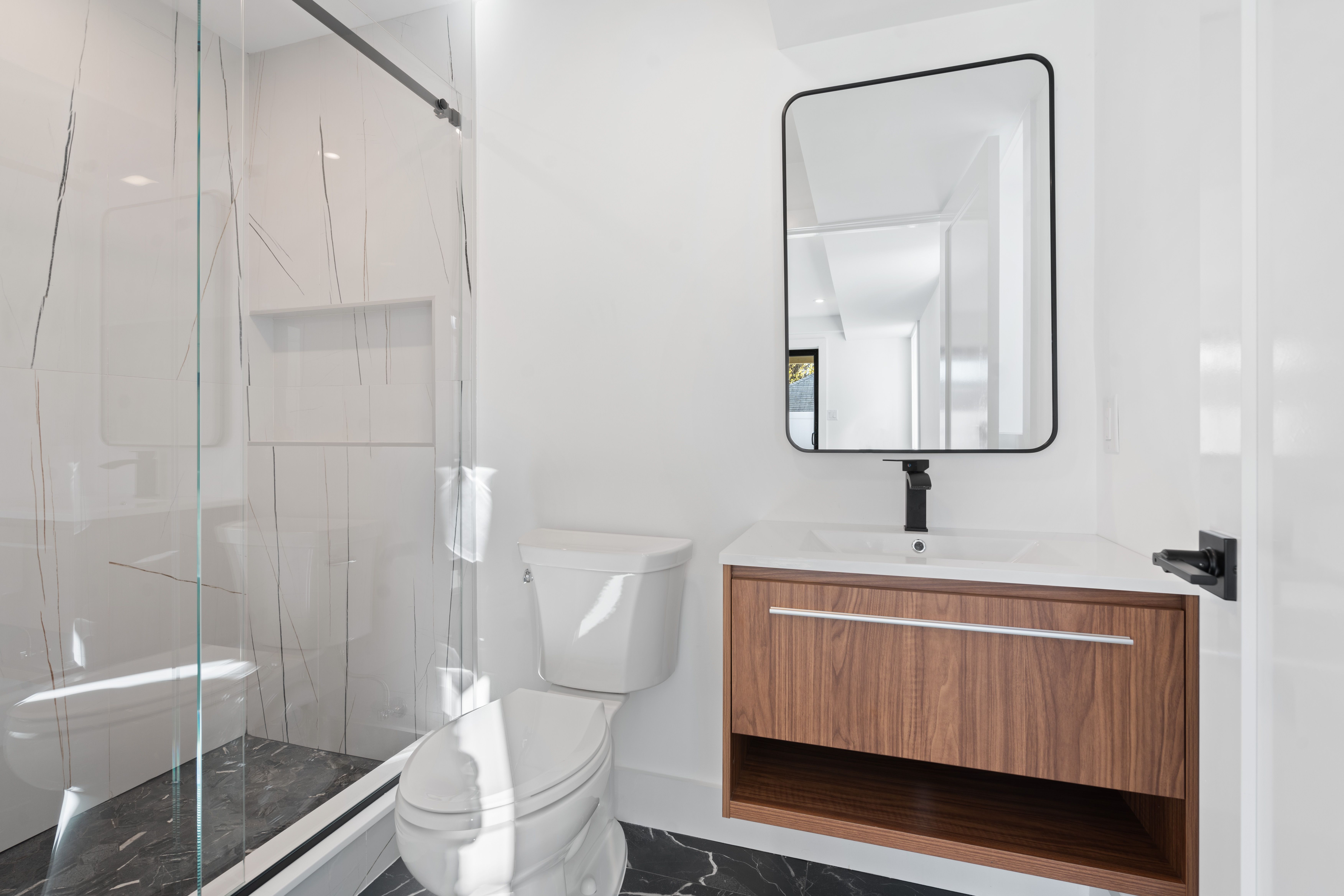 460 Greenmount Avenue 