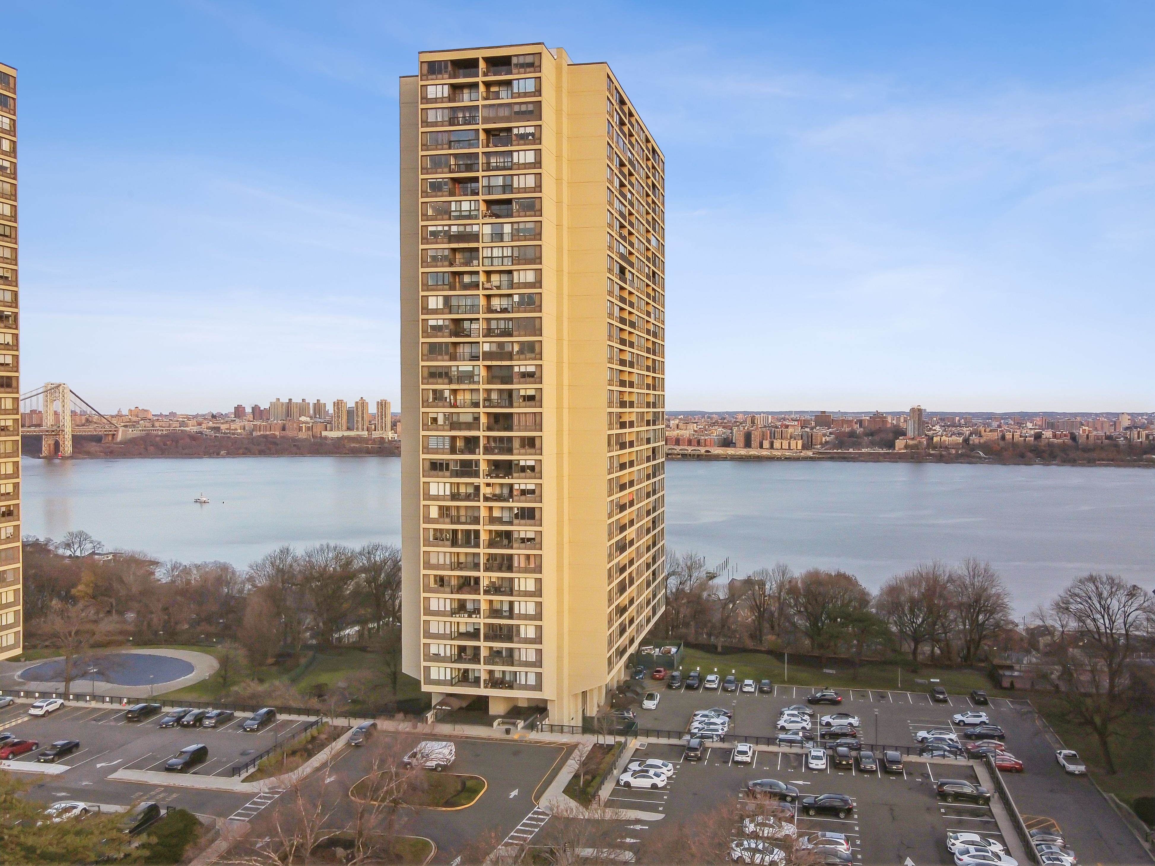 5 Horizon Road #1405-1407 