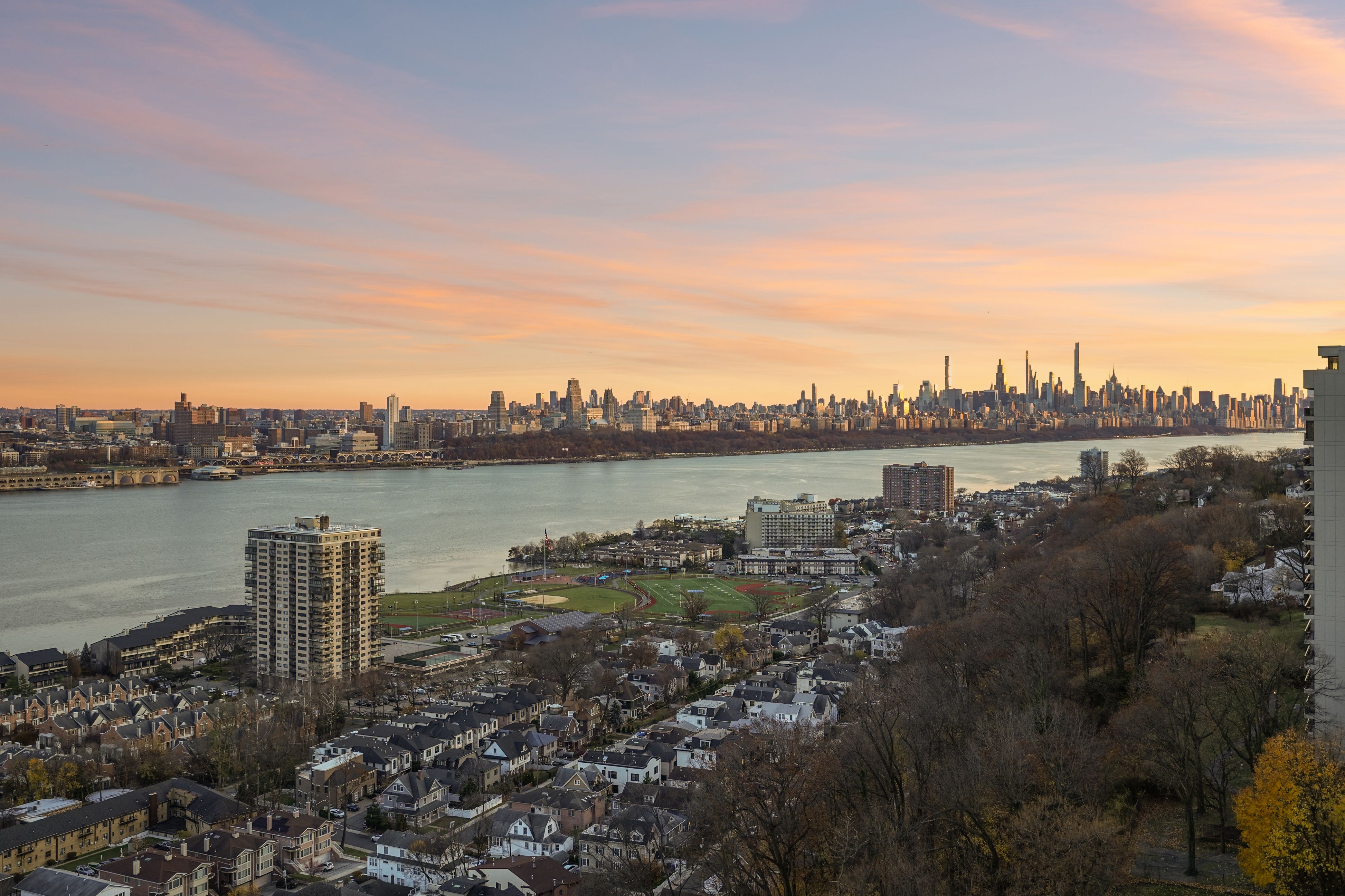 5 Horizon Road #1405-1407 