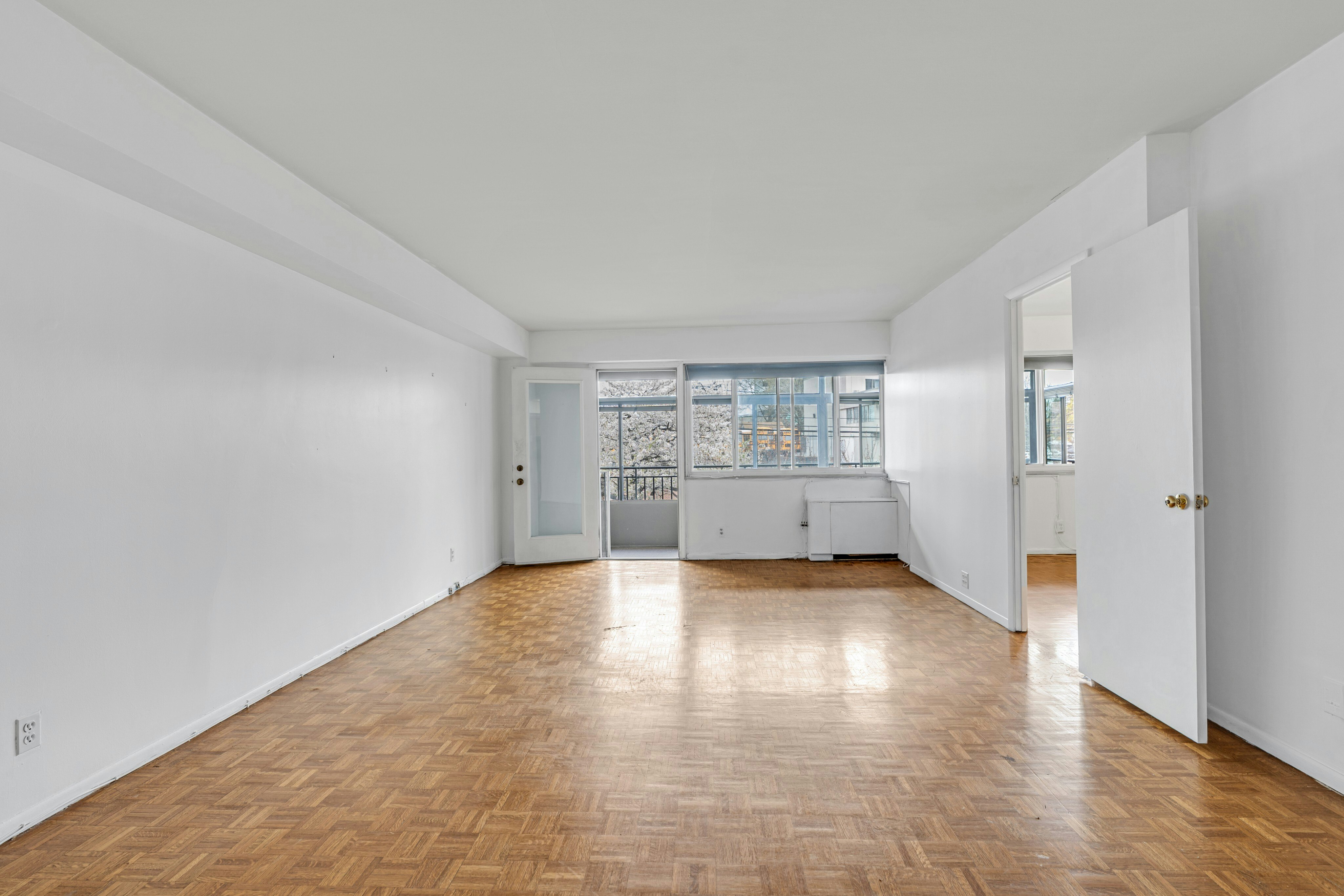 2185 Lemoine Avenue #2C 