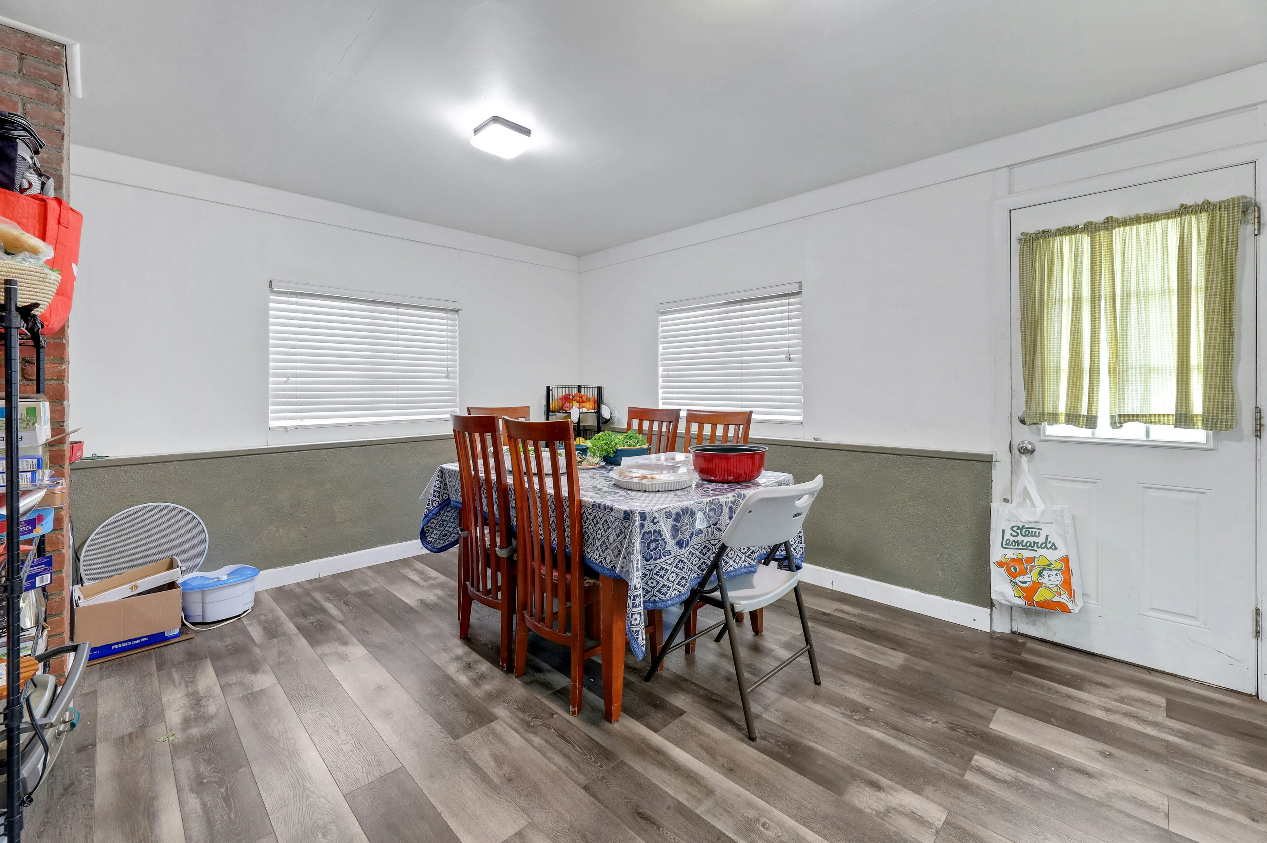 188 Luddington Avenue 