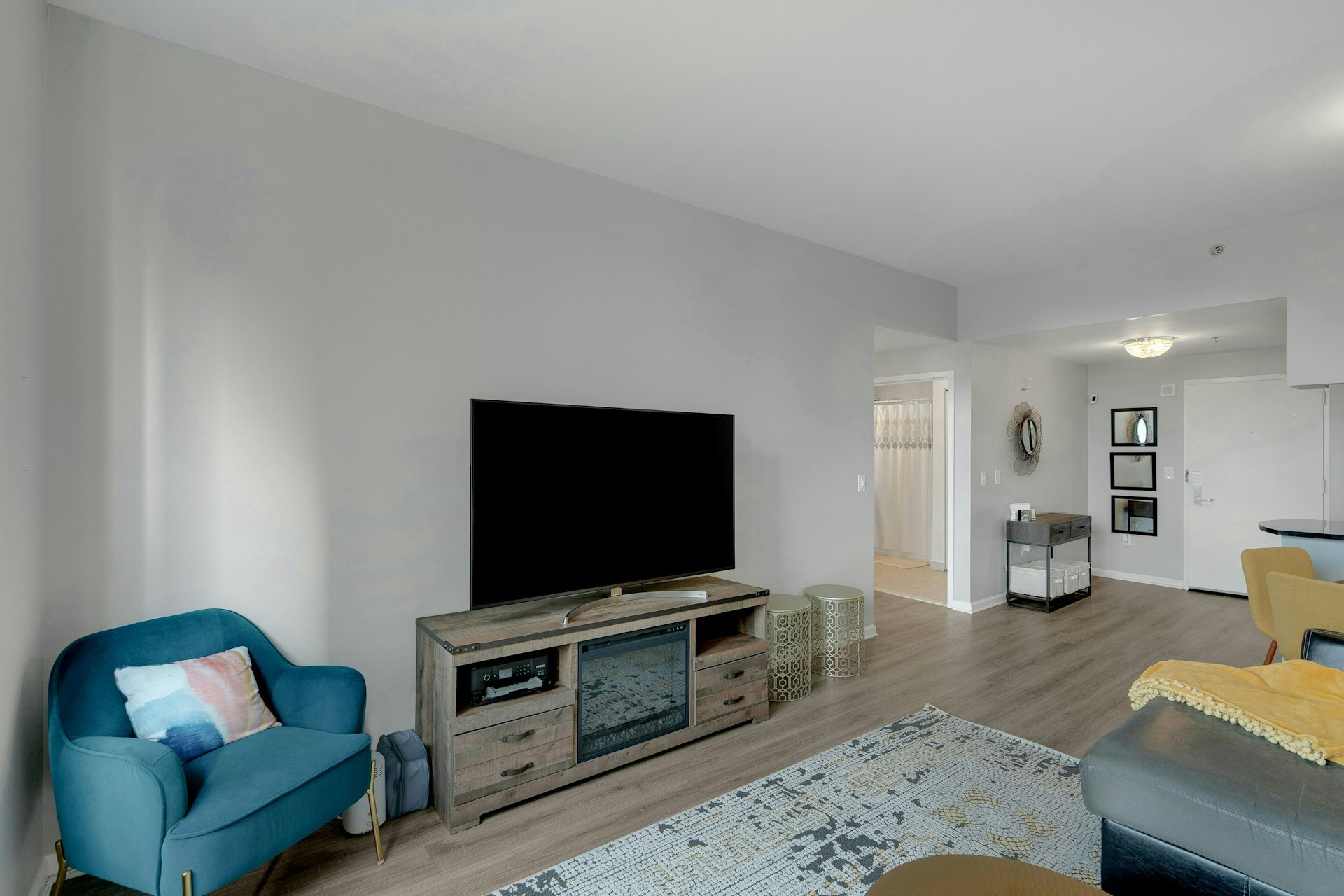 102 Christopher Columbus Drive Unit# 803