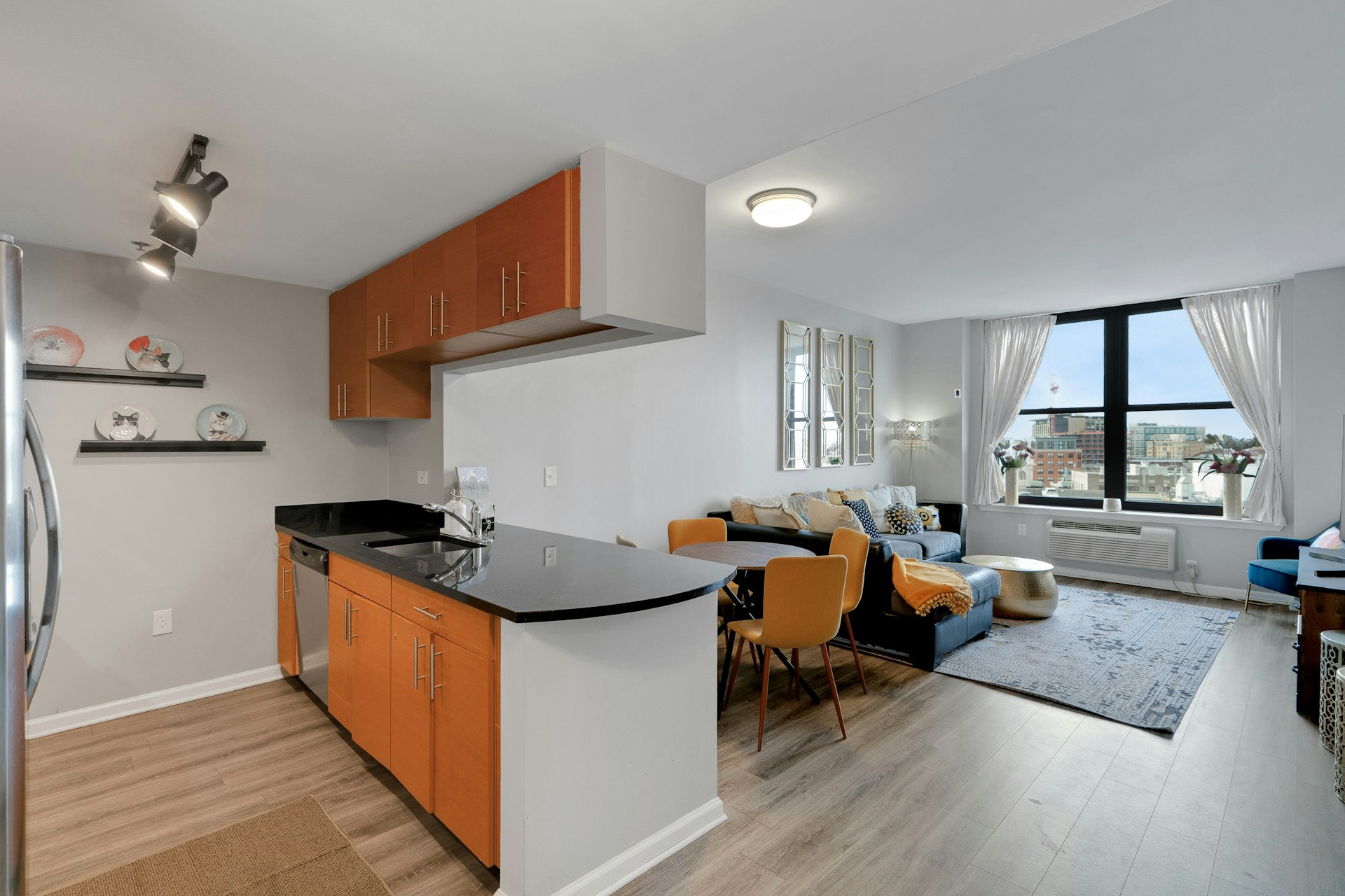 102 Christopher Columbus Drive Unit# 803