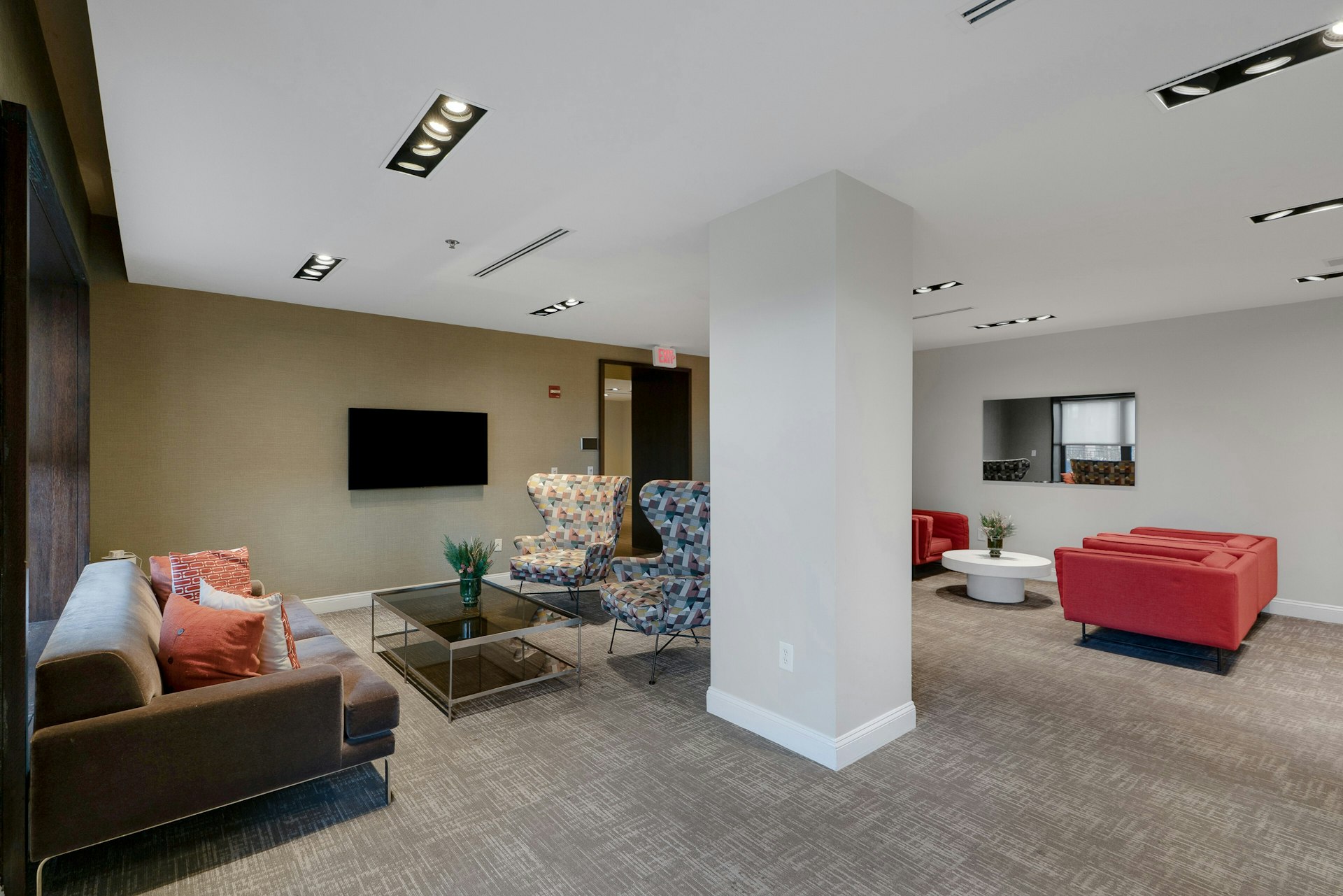 102 Christopher Columbus Drive Unit# 803