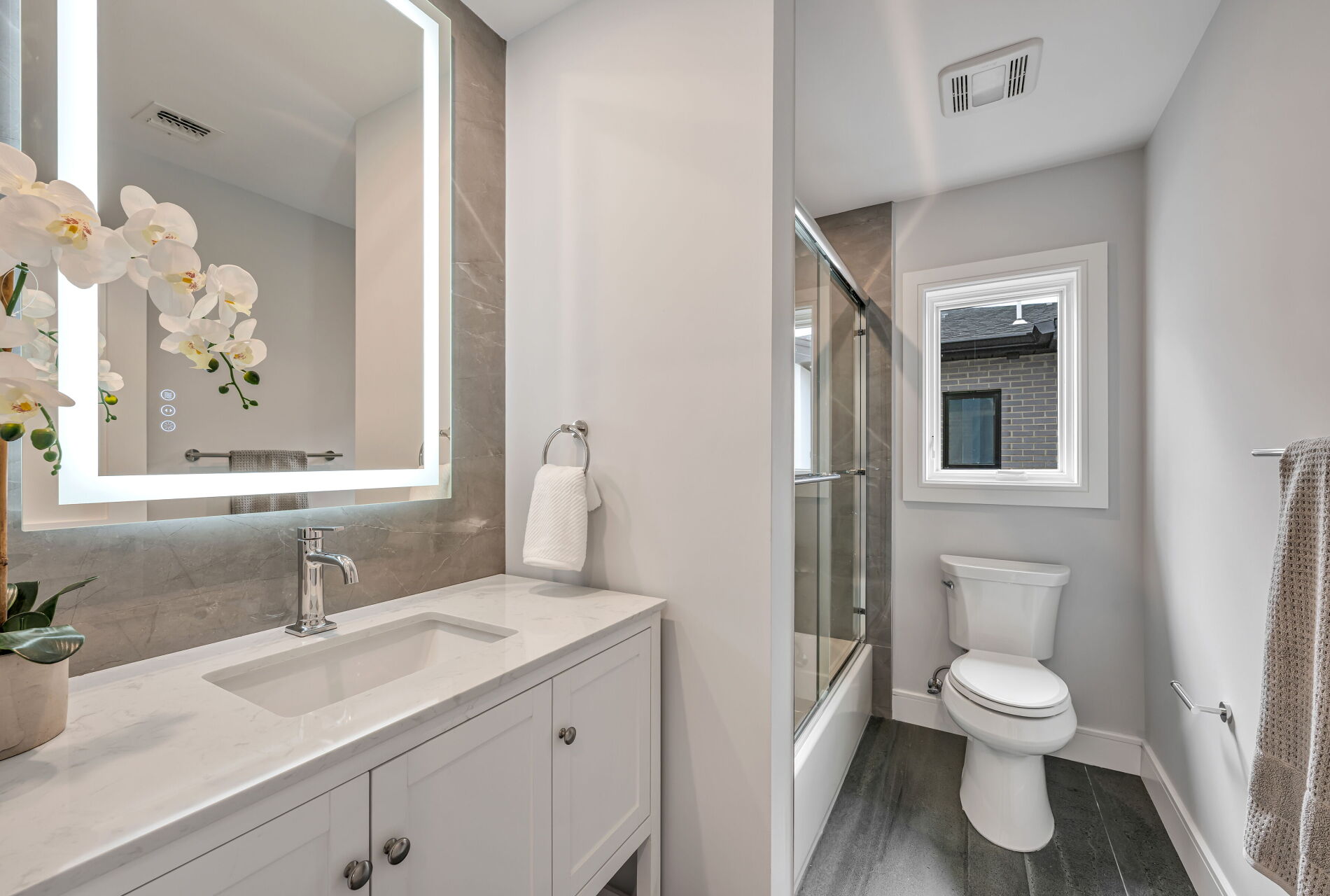 2451 E Camner Street Unit# 2451