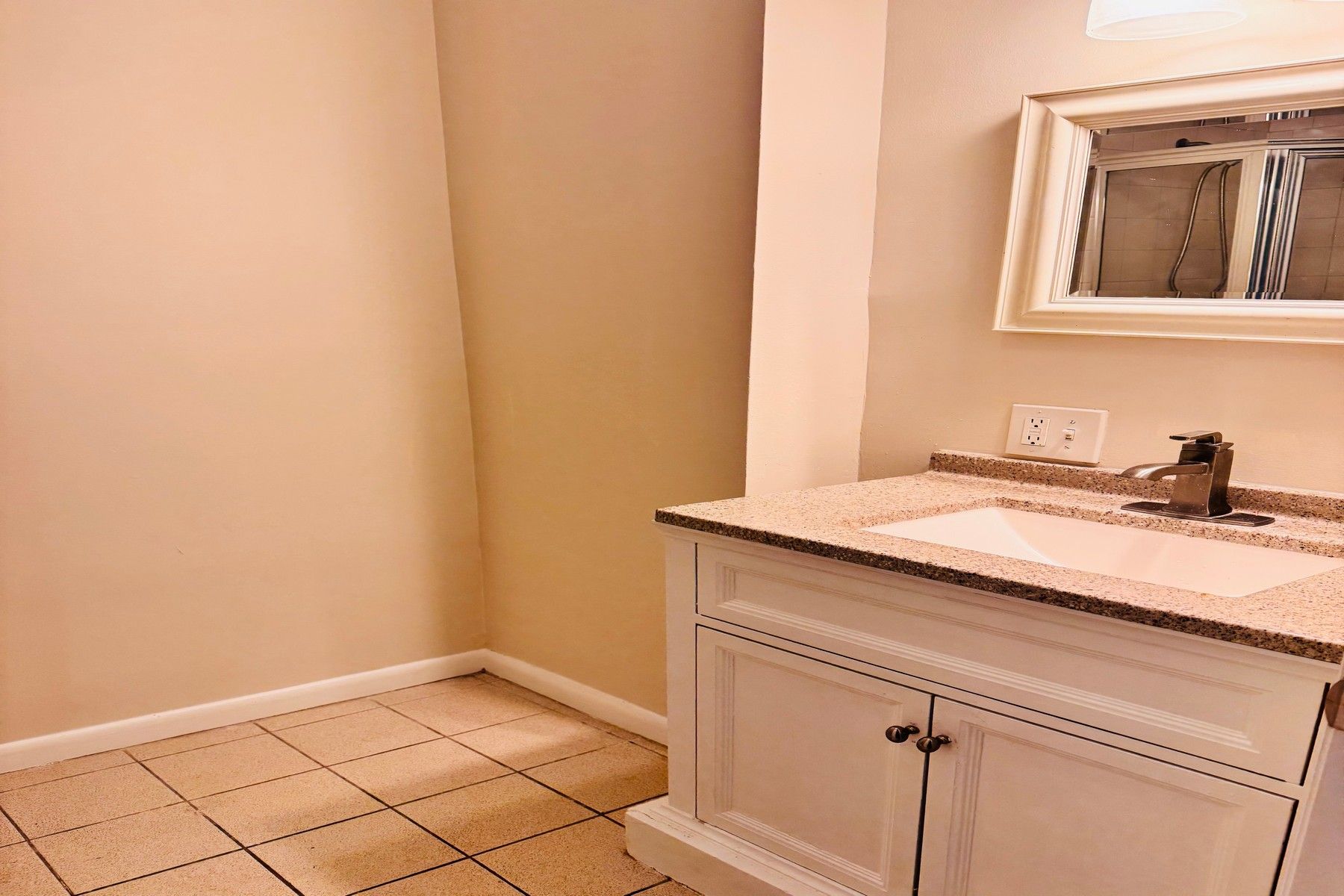 11 North Dean Street 