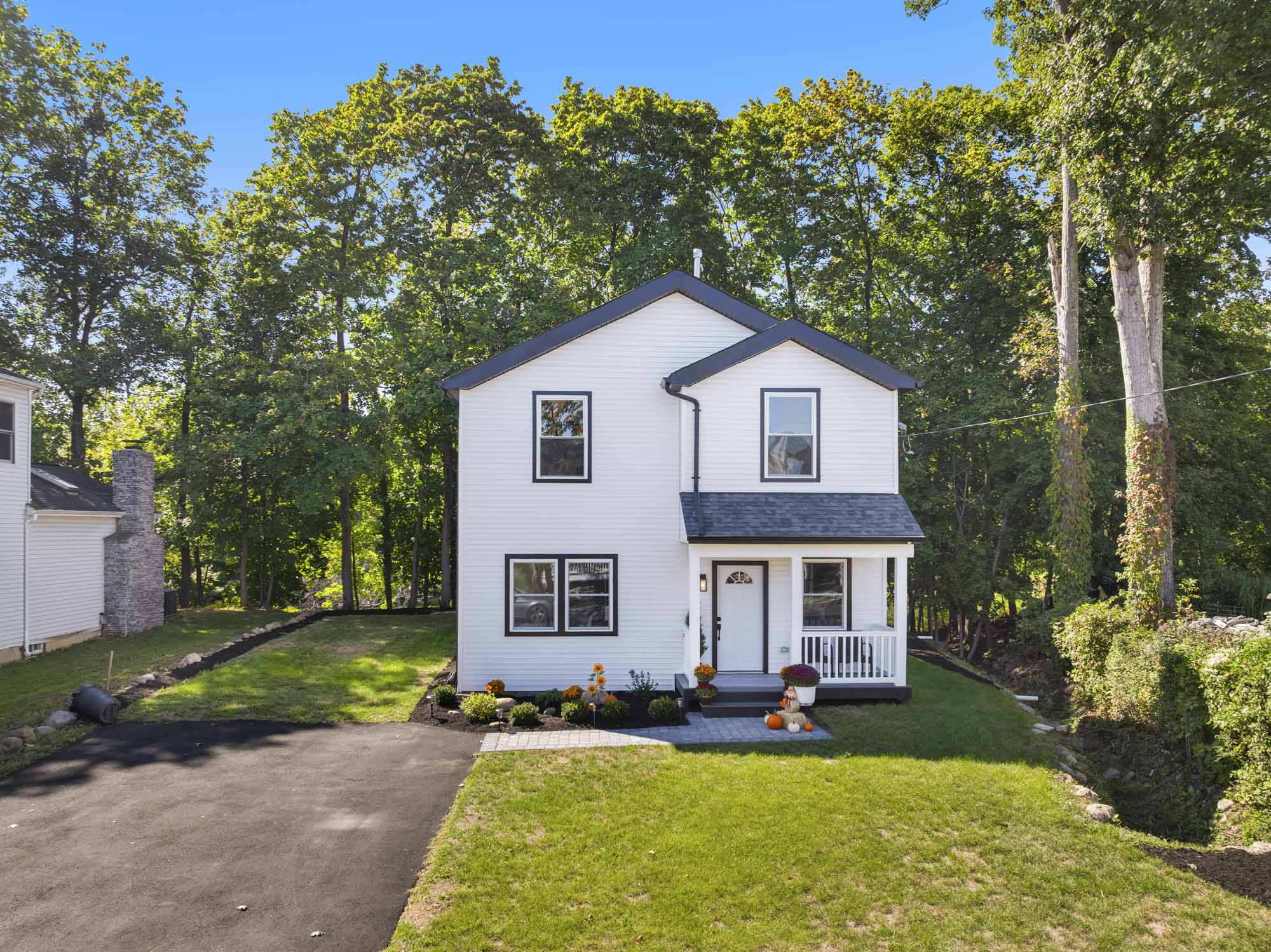 78 Maple Lane