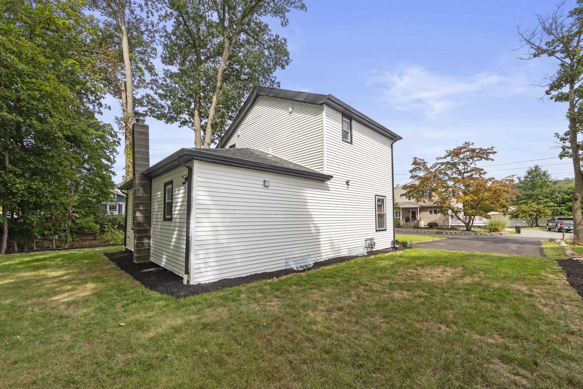78 Maple Lane