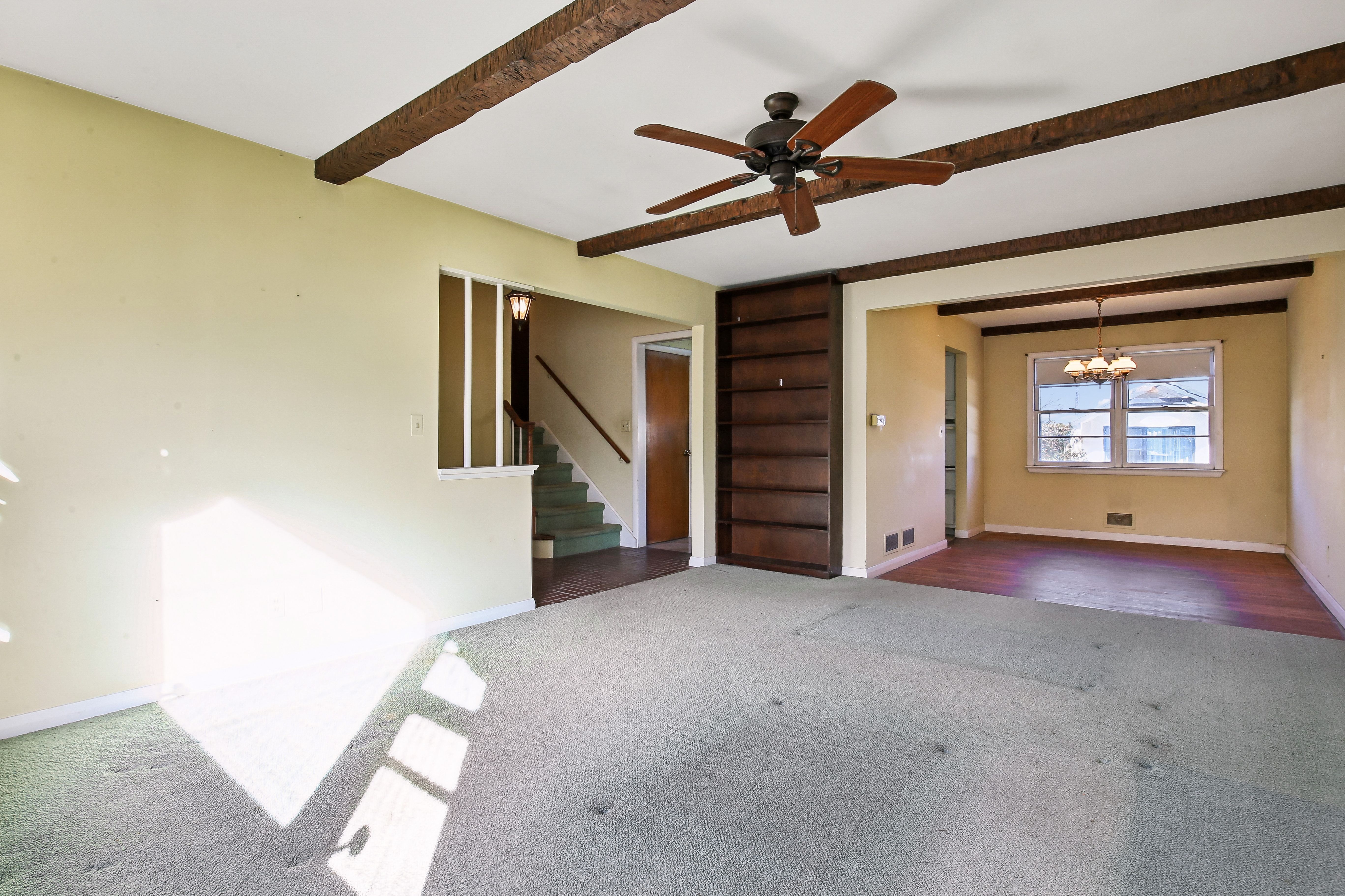 295 Georgian Drive 