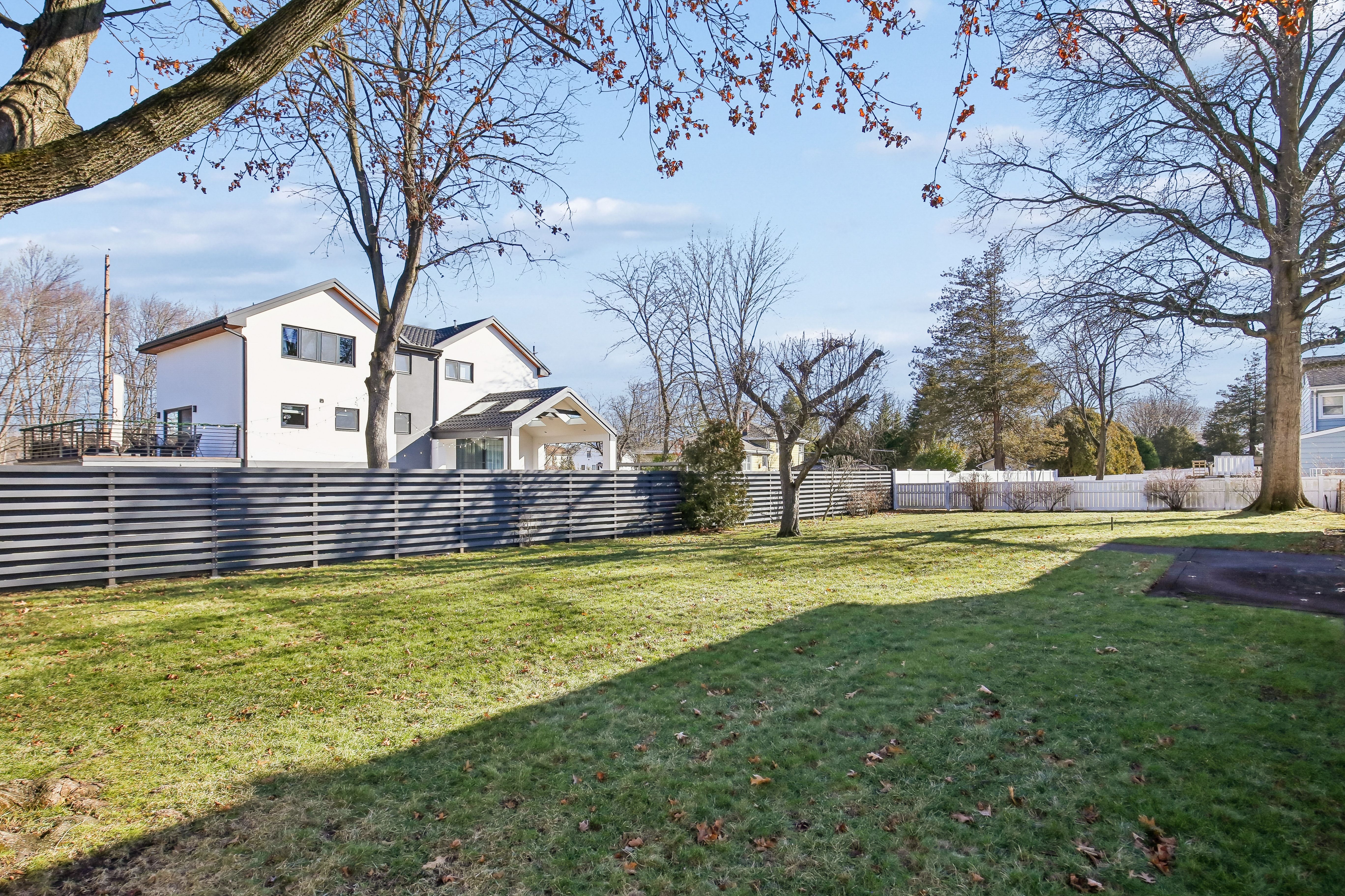 295 Georgian Drive 