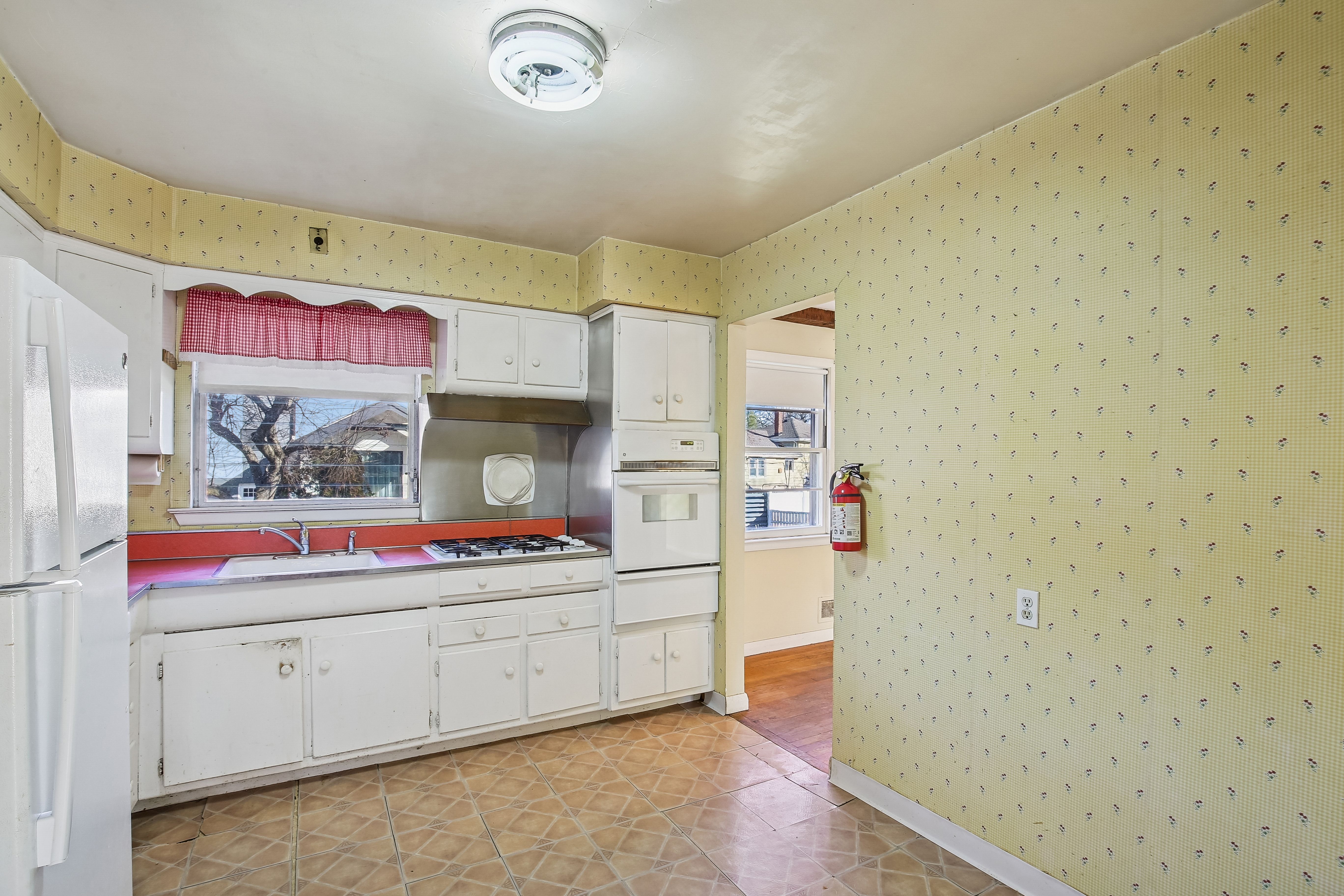295 Georgian Drive 