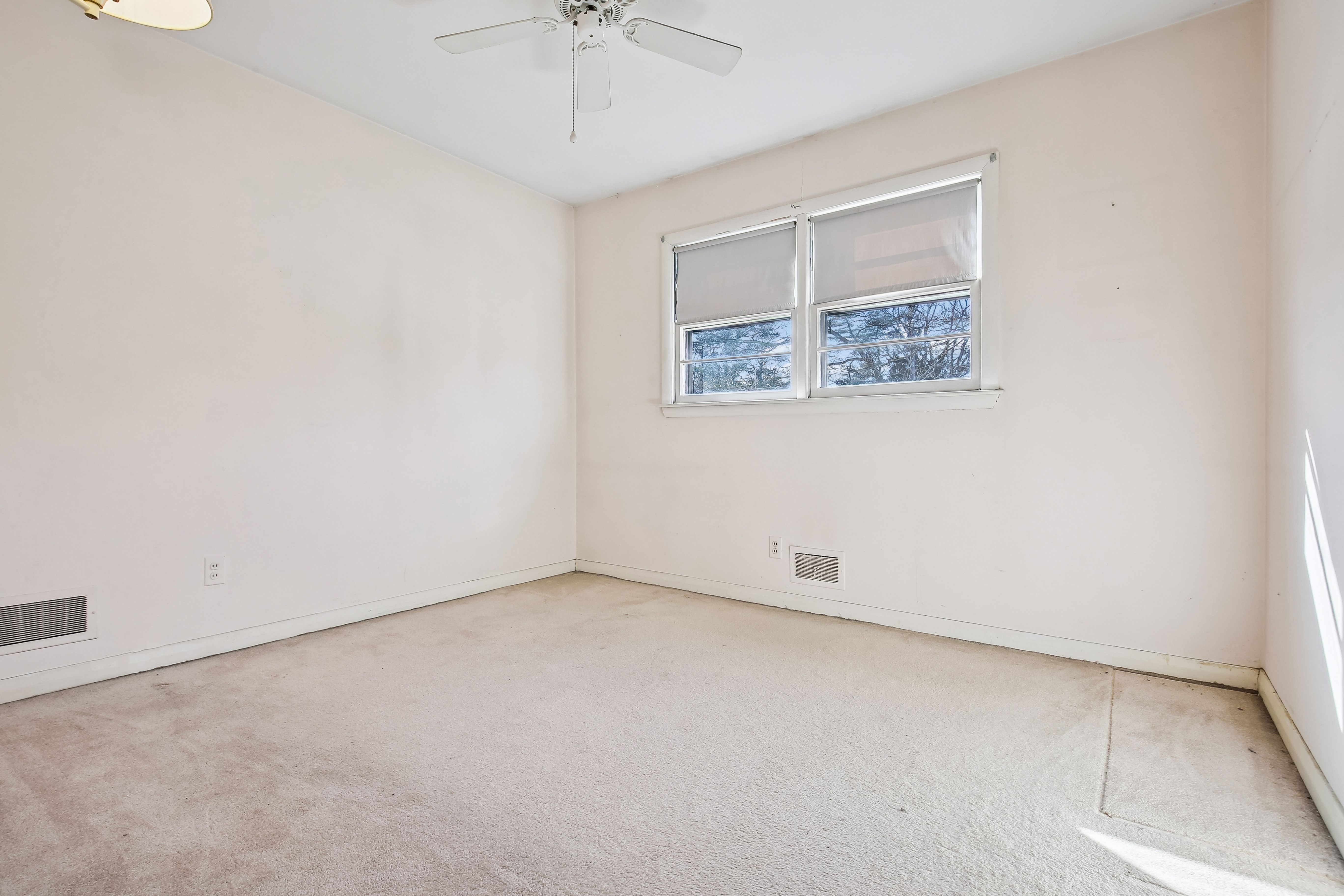 295 Georgian Drive 