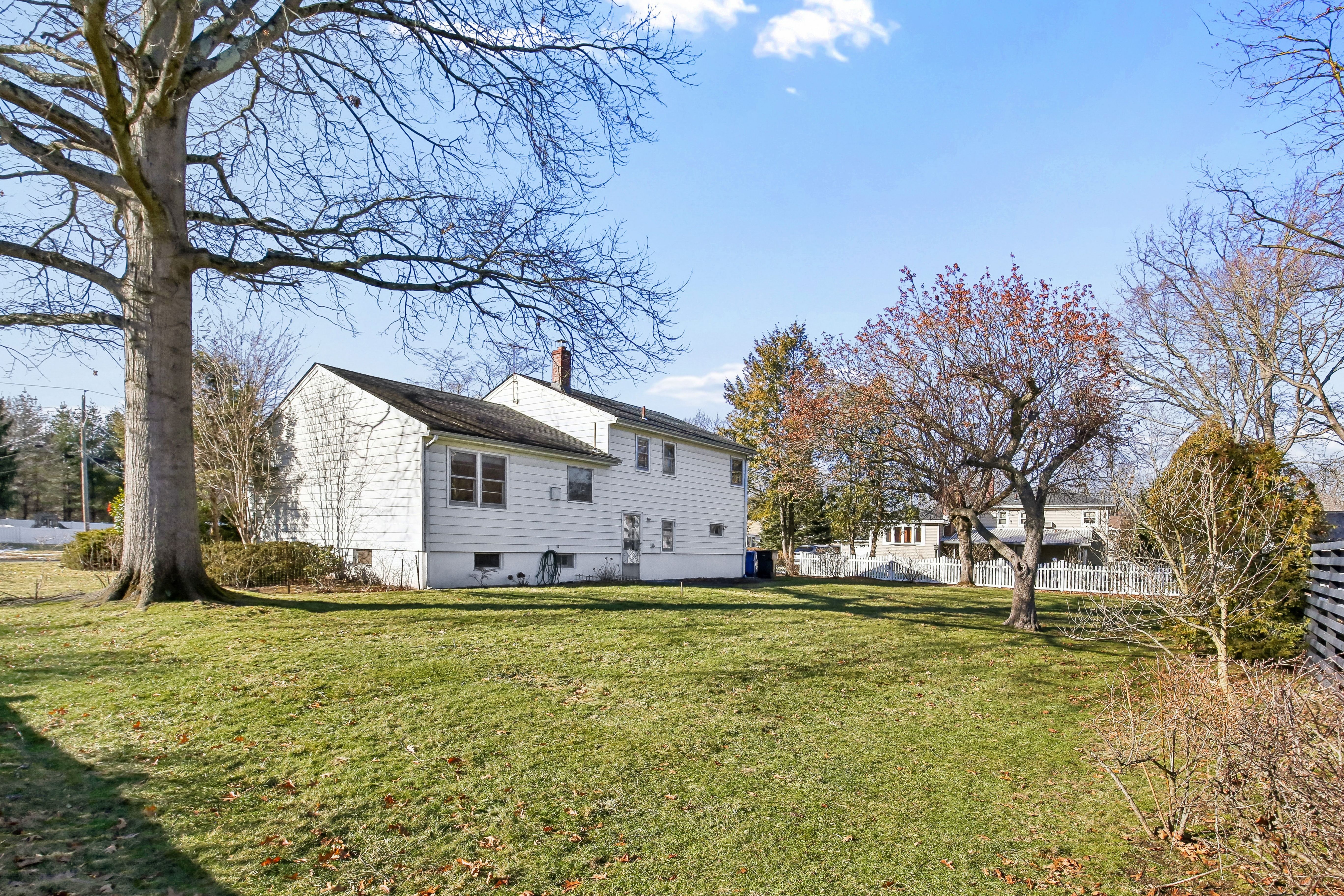 295 Georgian Drive 
