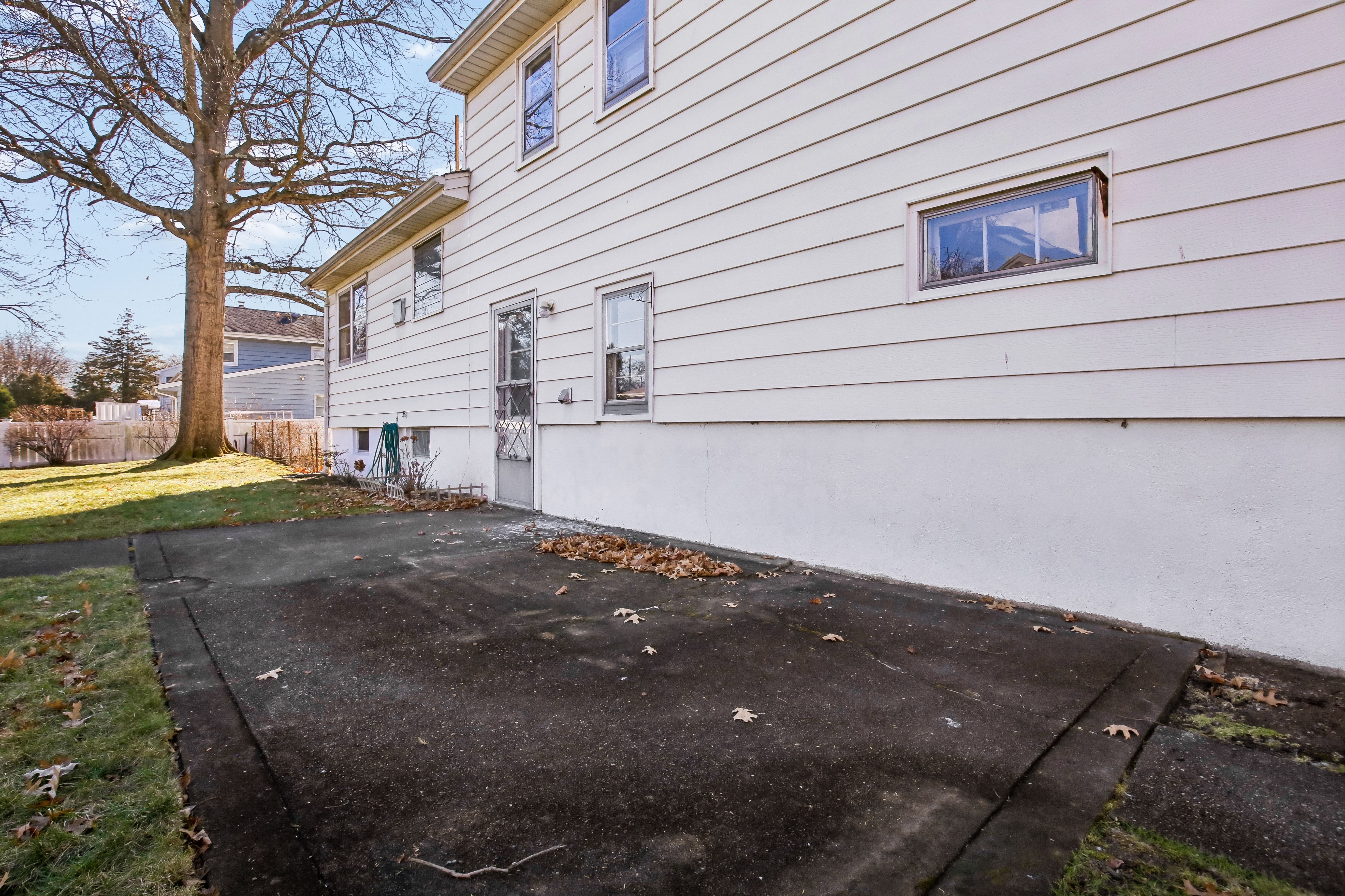 295 Georgian Drive 