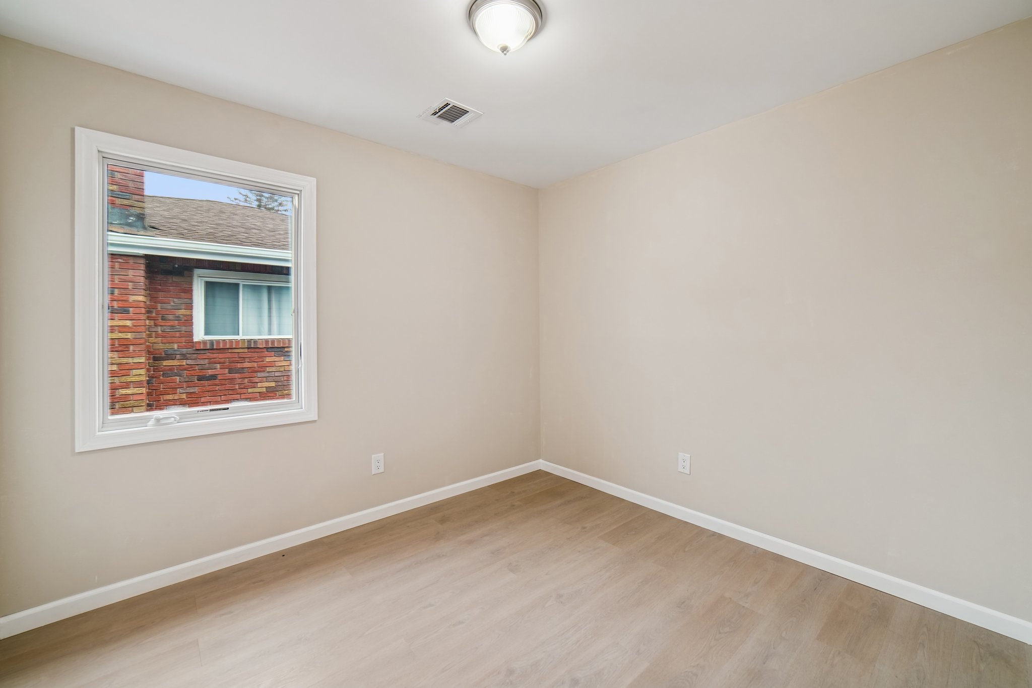255 Westminster Place 