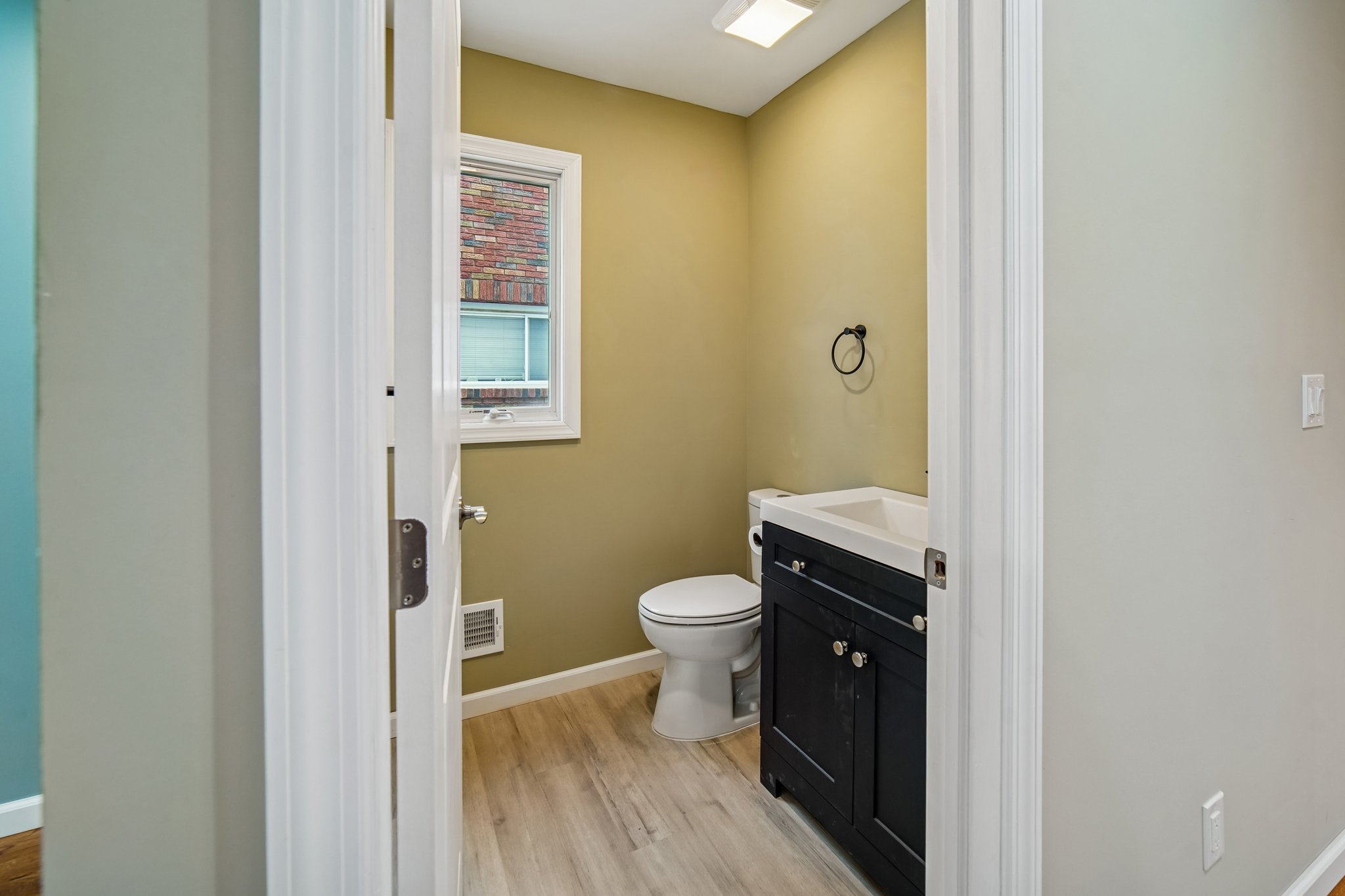 255 Westminster Place 