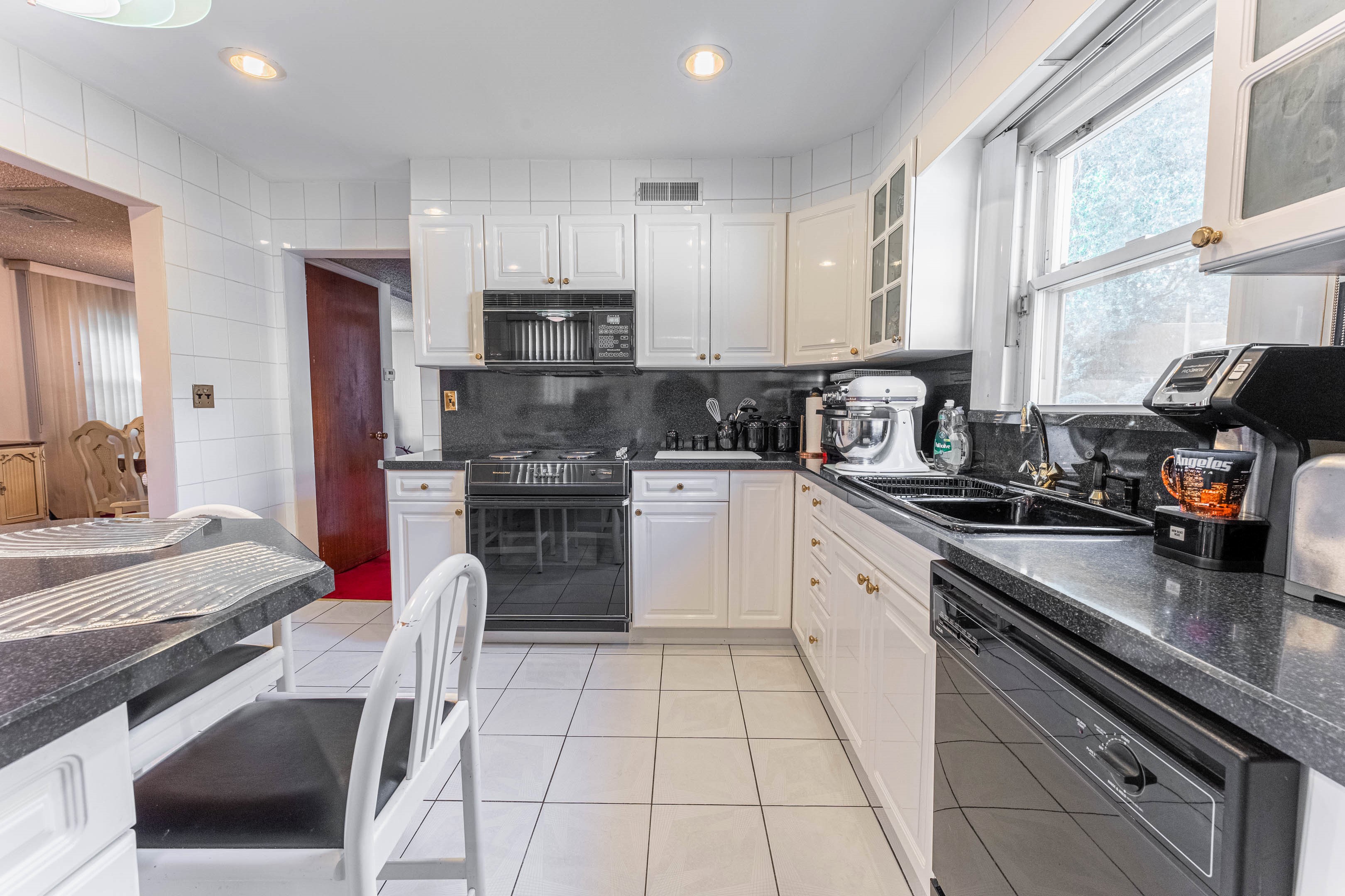 1806 Rensselaer Road 