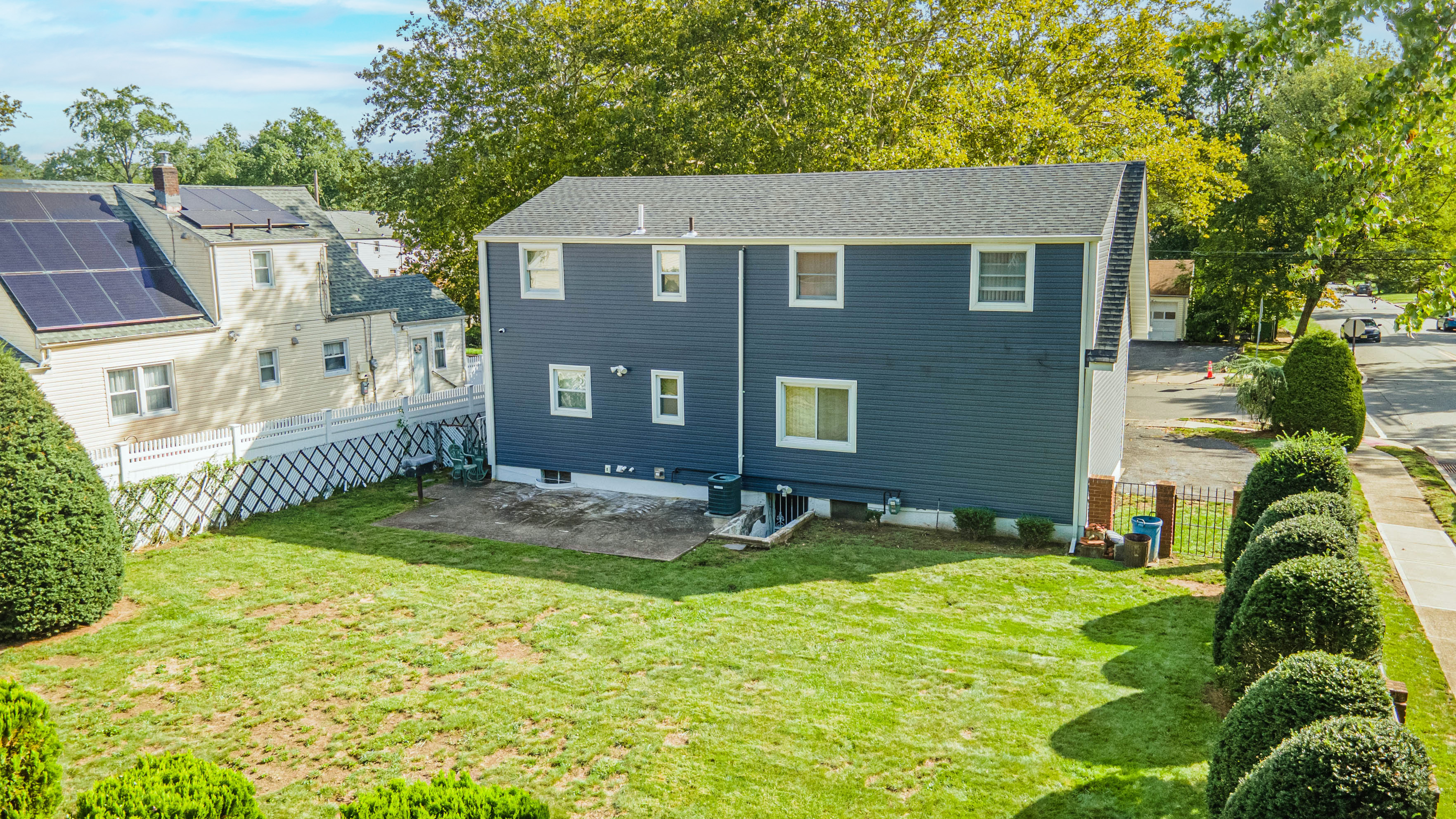 1806 Rensselaer Road 