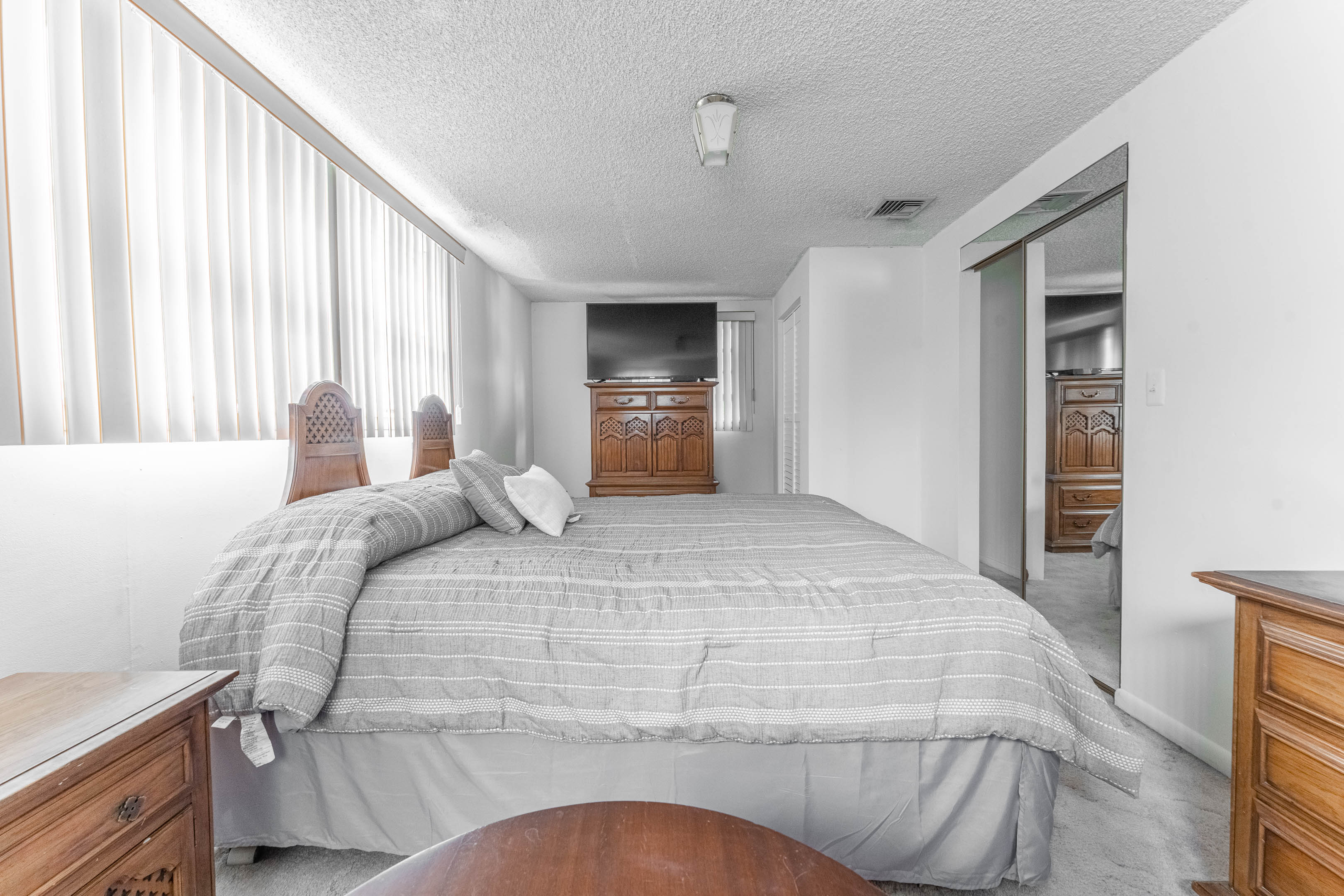 1806 Rensselaer Road 