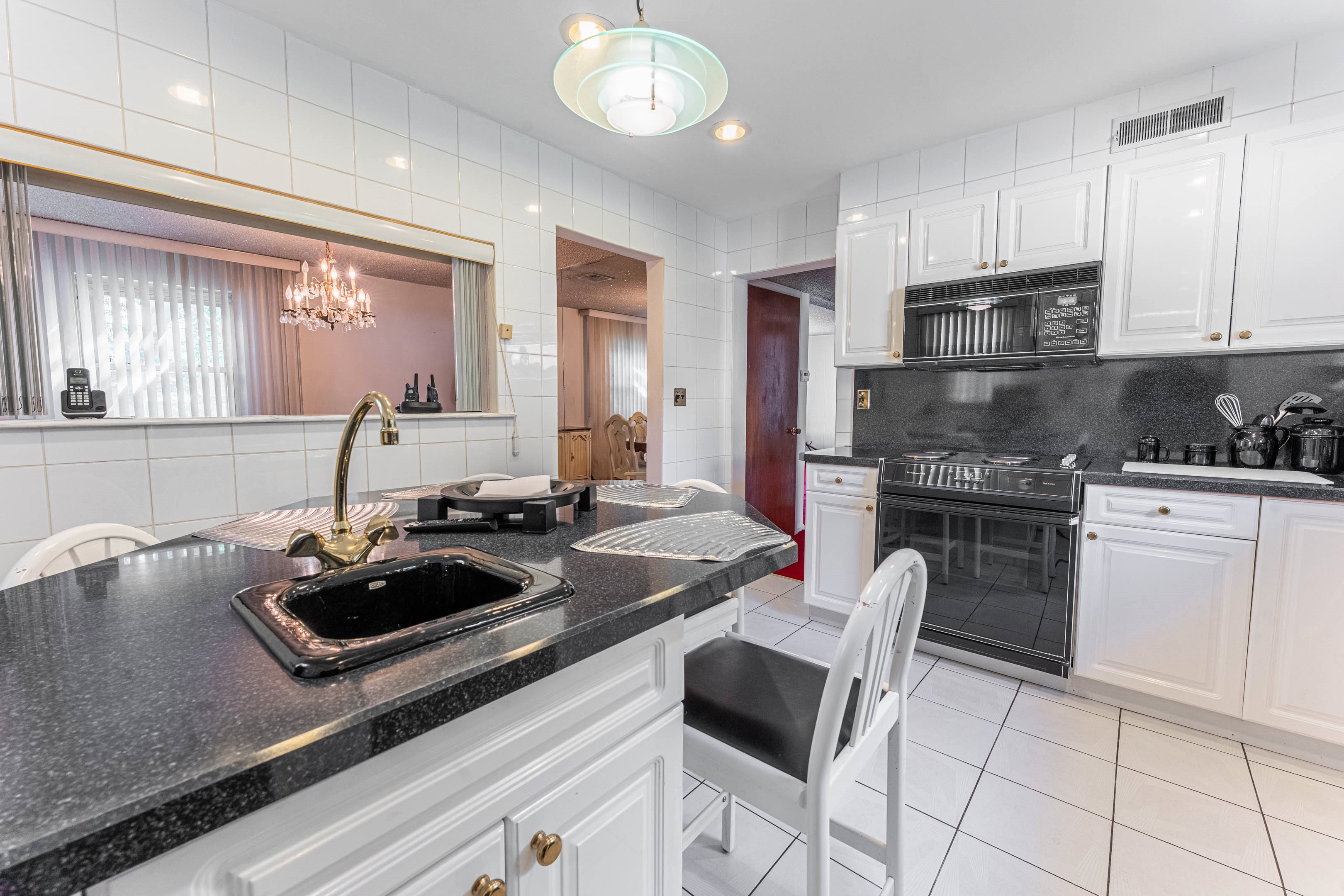 1806 Rensselaer Road 