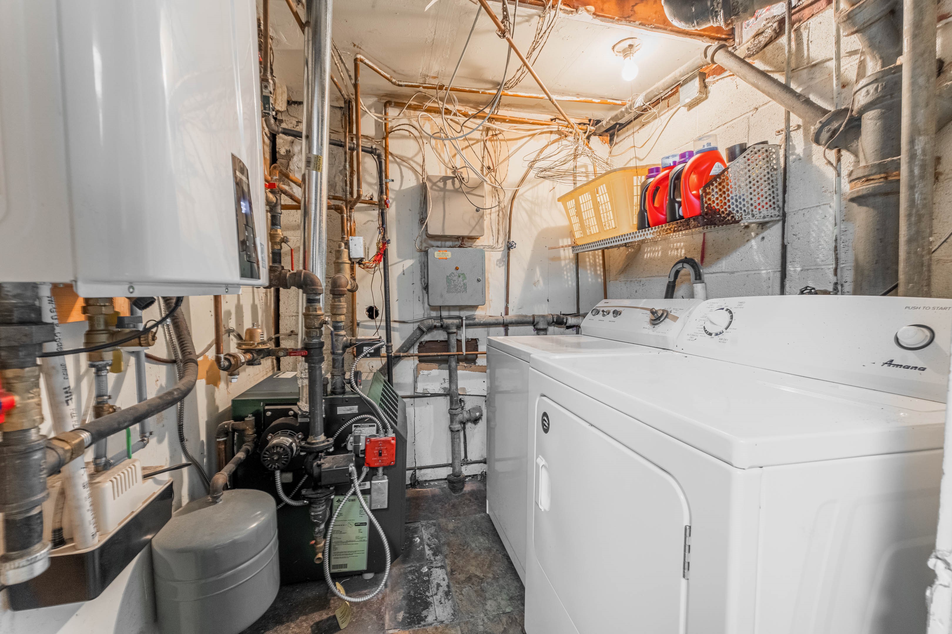 1806 Rensselaer Road 