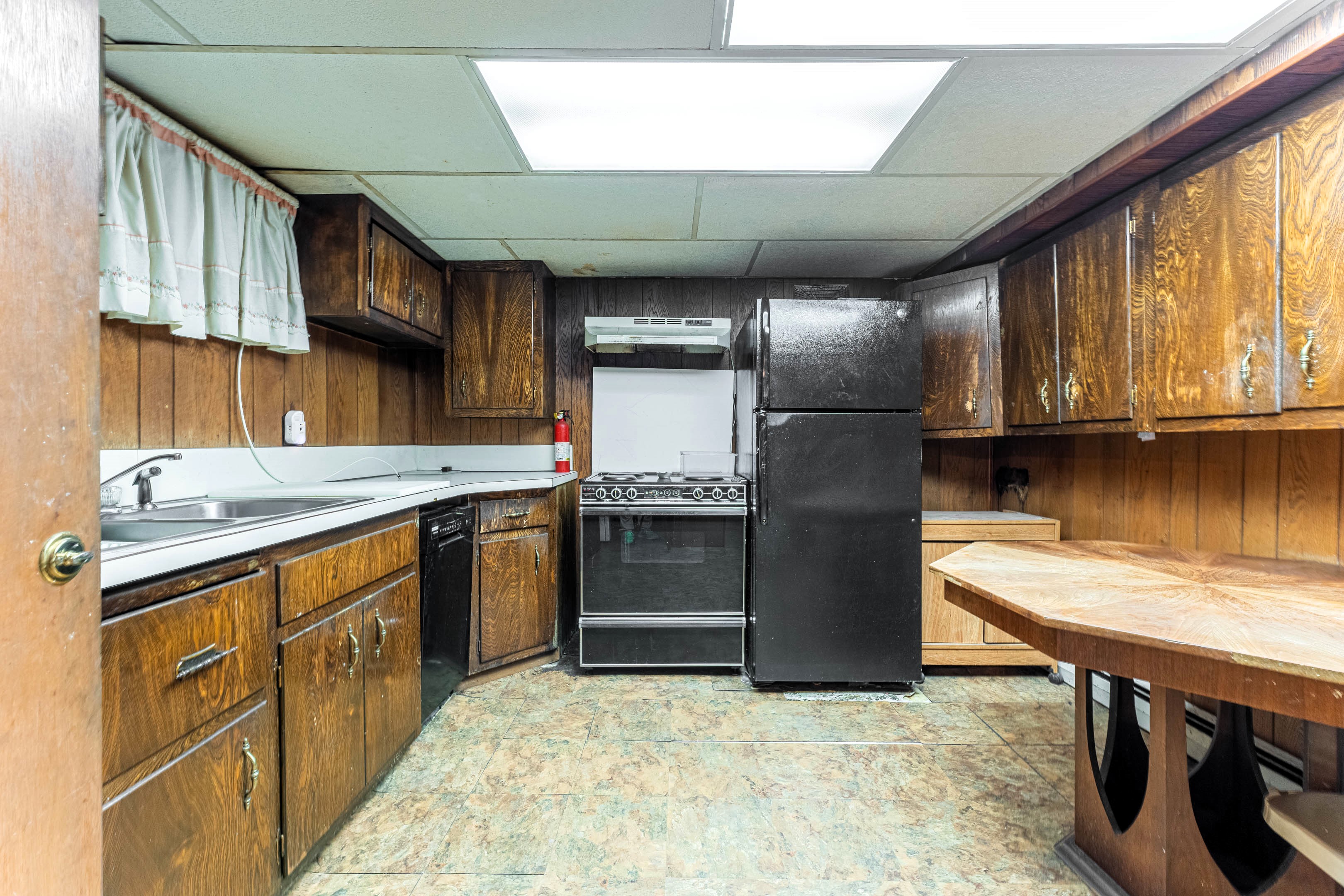 1806 Rensselaer Road 