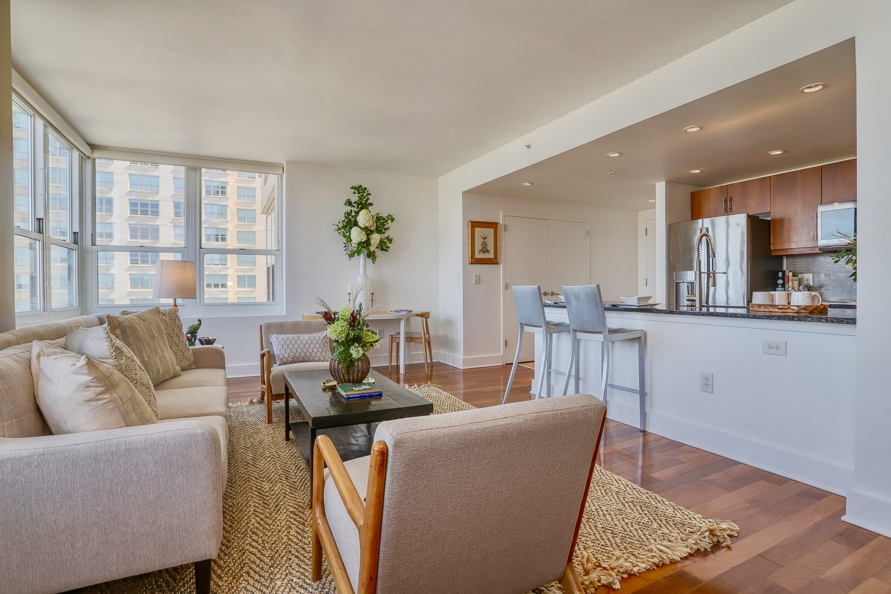 88 Morgan St Unit# 3902