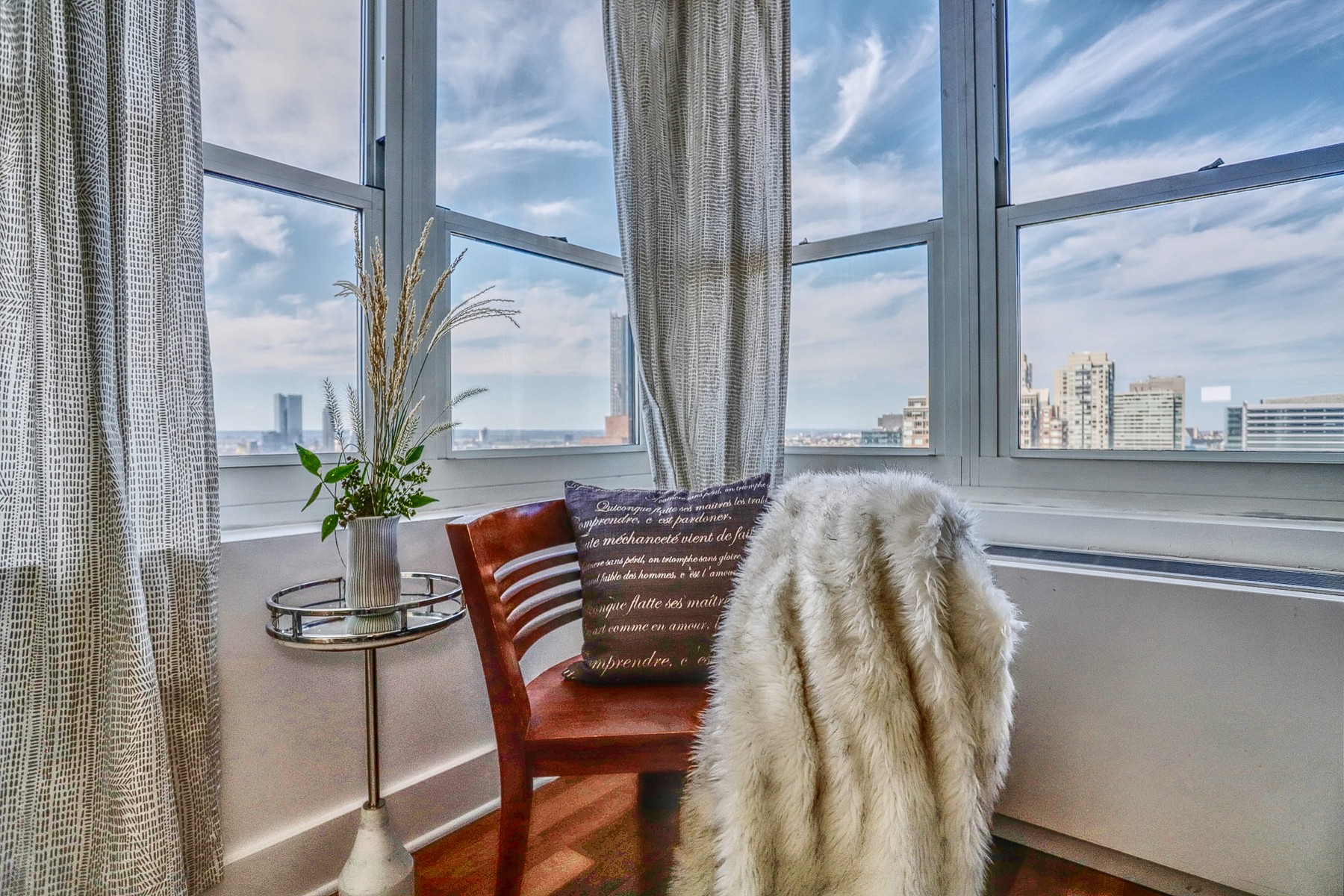 88 Morgan St Unit# 3902